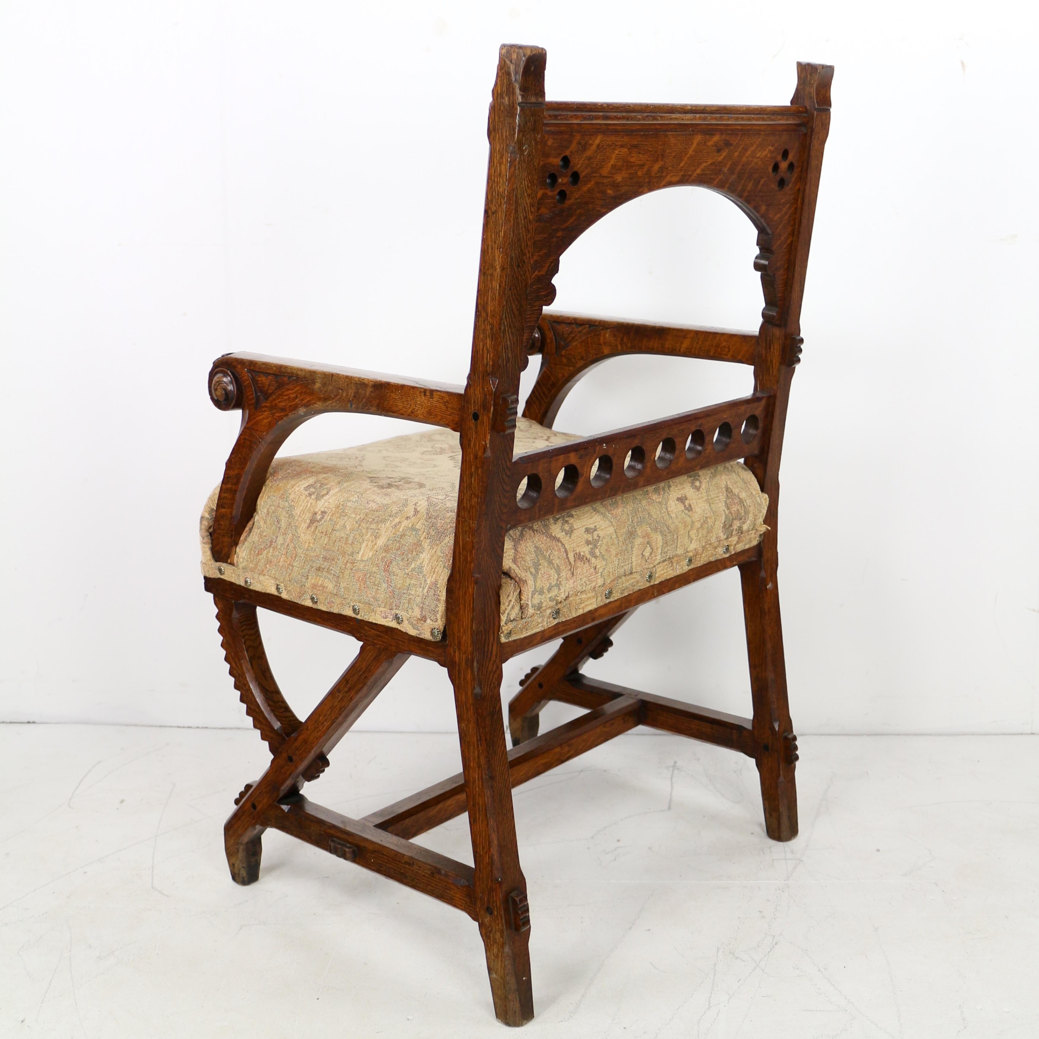 Antica poltrona inglese del XIX secolo in stile Gothic Revival estetico in Oak in vendita 11