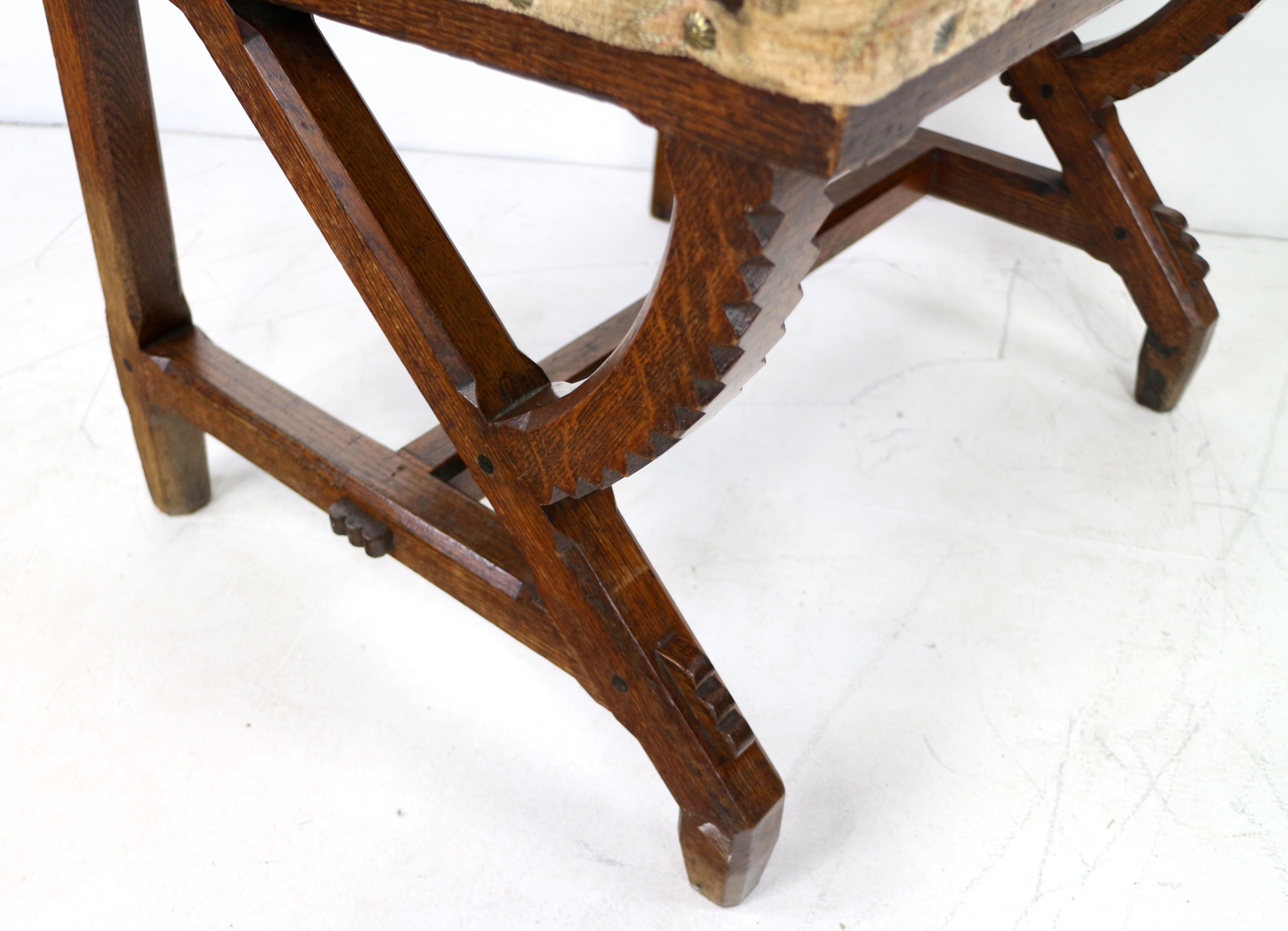 Tessuto Antica poltrona inglese del XIX secolo in stile Gothic Revival estetico in Oak in vendita