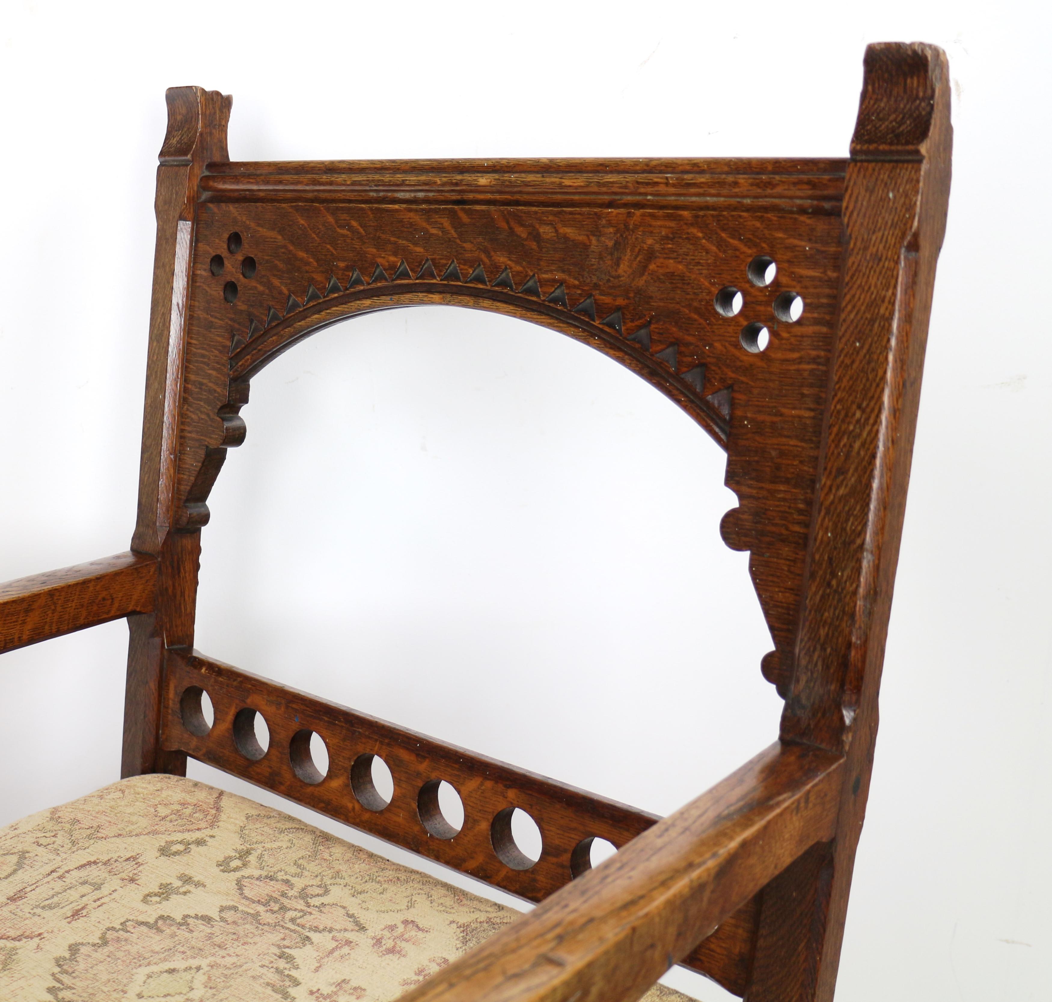 Antica poltrona inglese del XIX secolo in stile Gothic Revival estetico in Oak in vendita 2