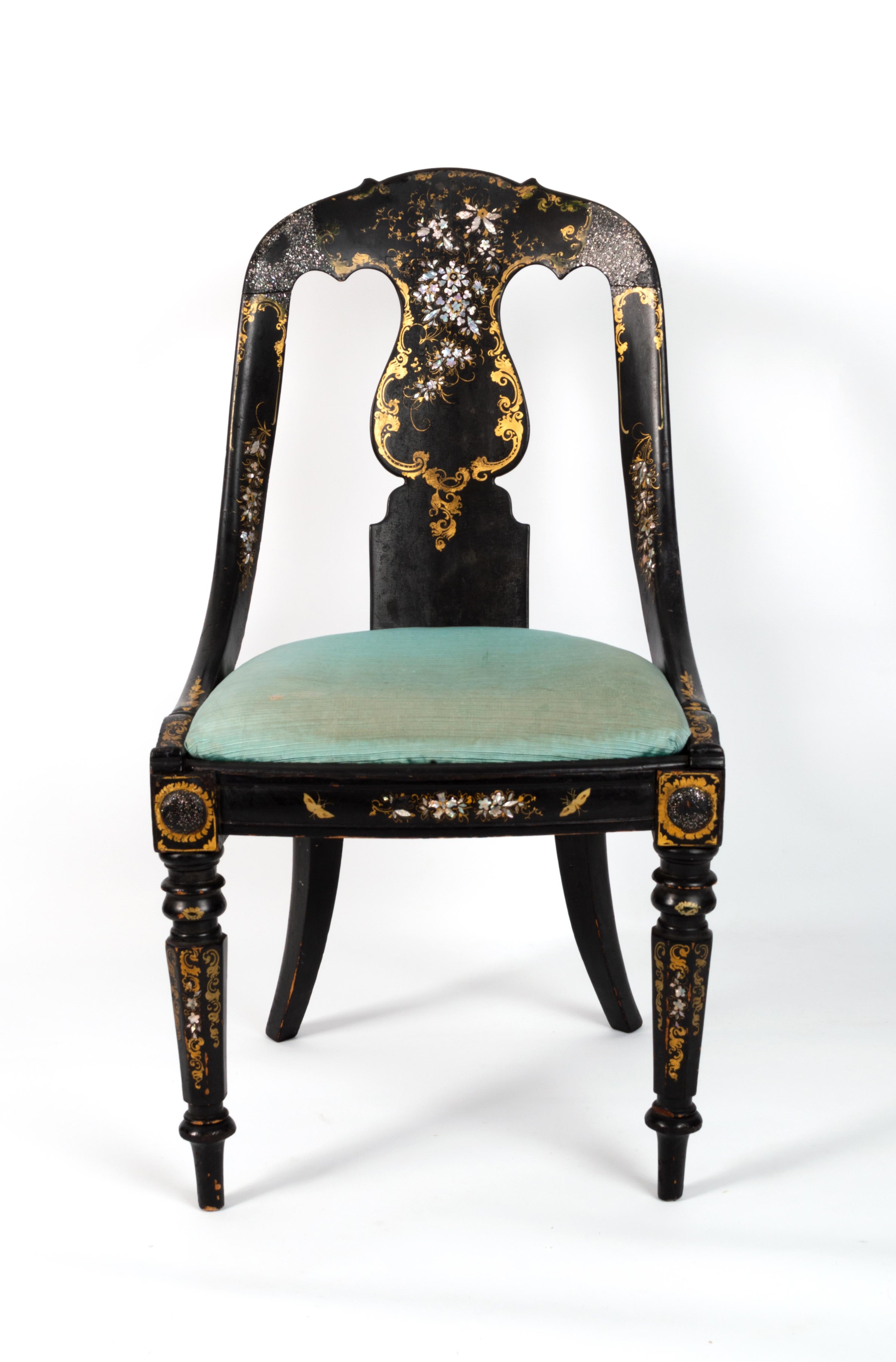 Antique English 19th Century Lacquered Mother-of-Pearl Papier Machè Chair
William IV C.1830
Superb decorative chair, intricately inlaid with mother of pearl inlay and gilt detailing.

Drop in seat will require re-upholstery.