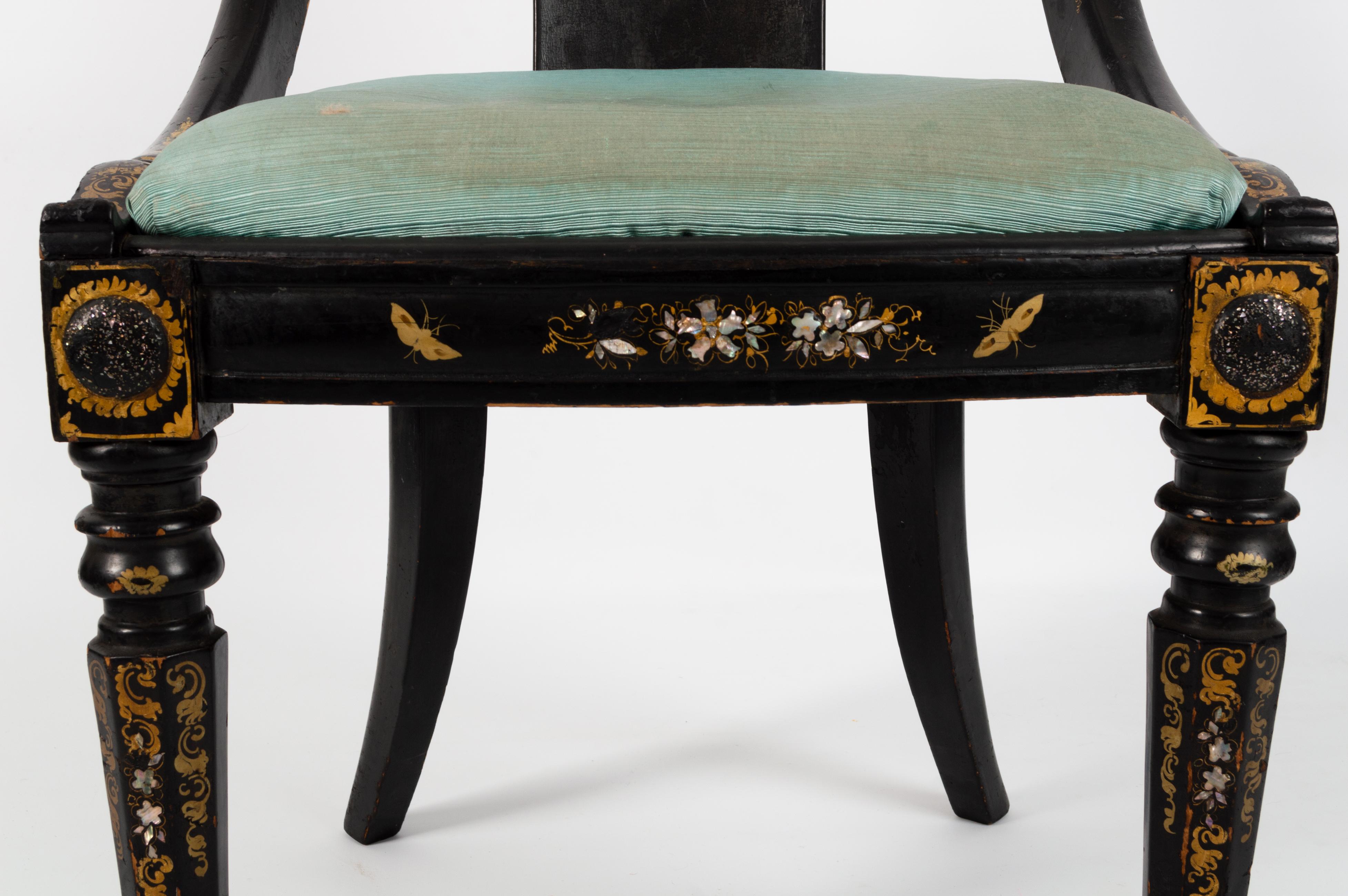 Antique English 19th Century Lacquered  Mother-of-Pearl Papier Machè Chair For Sale 4