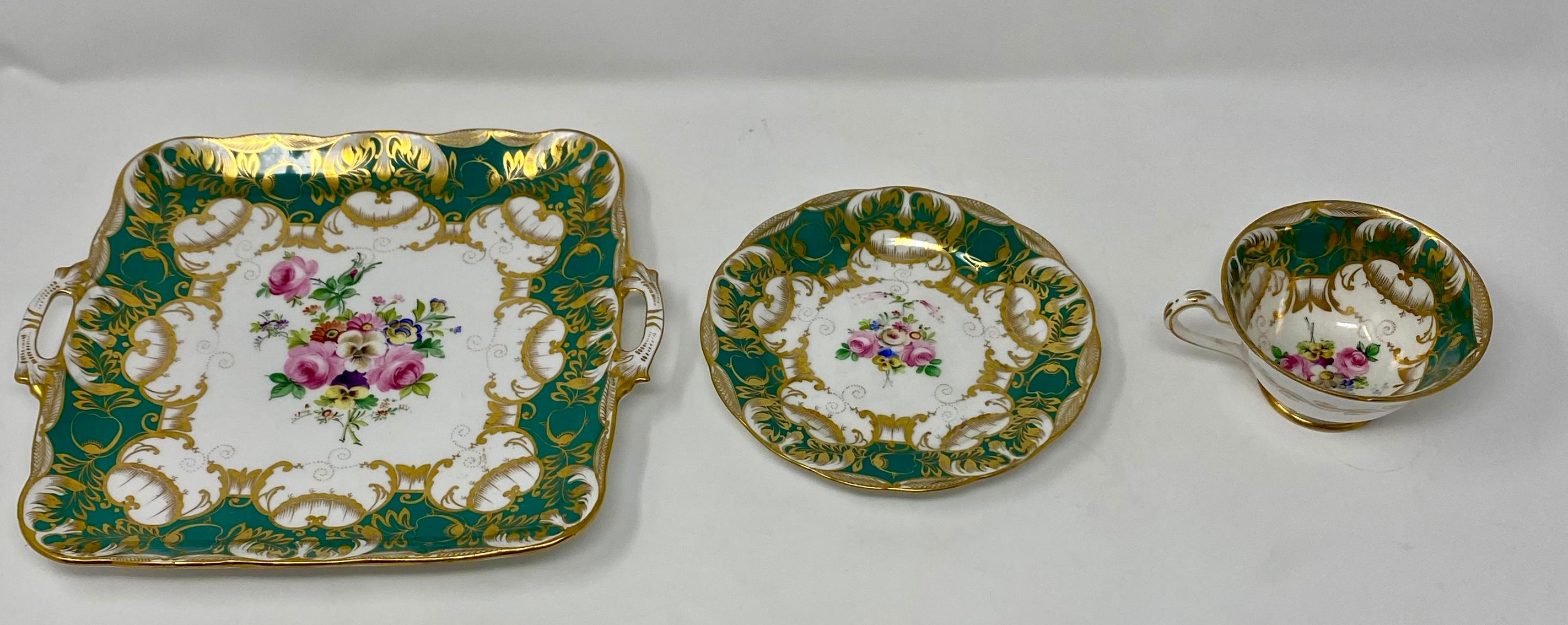Porcelaine Service à dessert et café ancien en porcelaine anglaise du 19ème siècle en vente