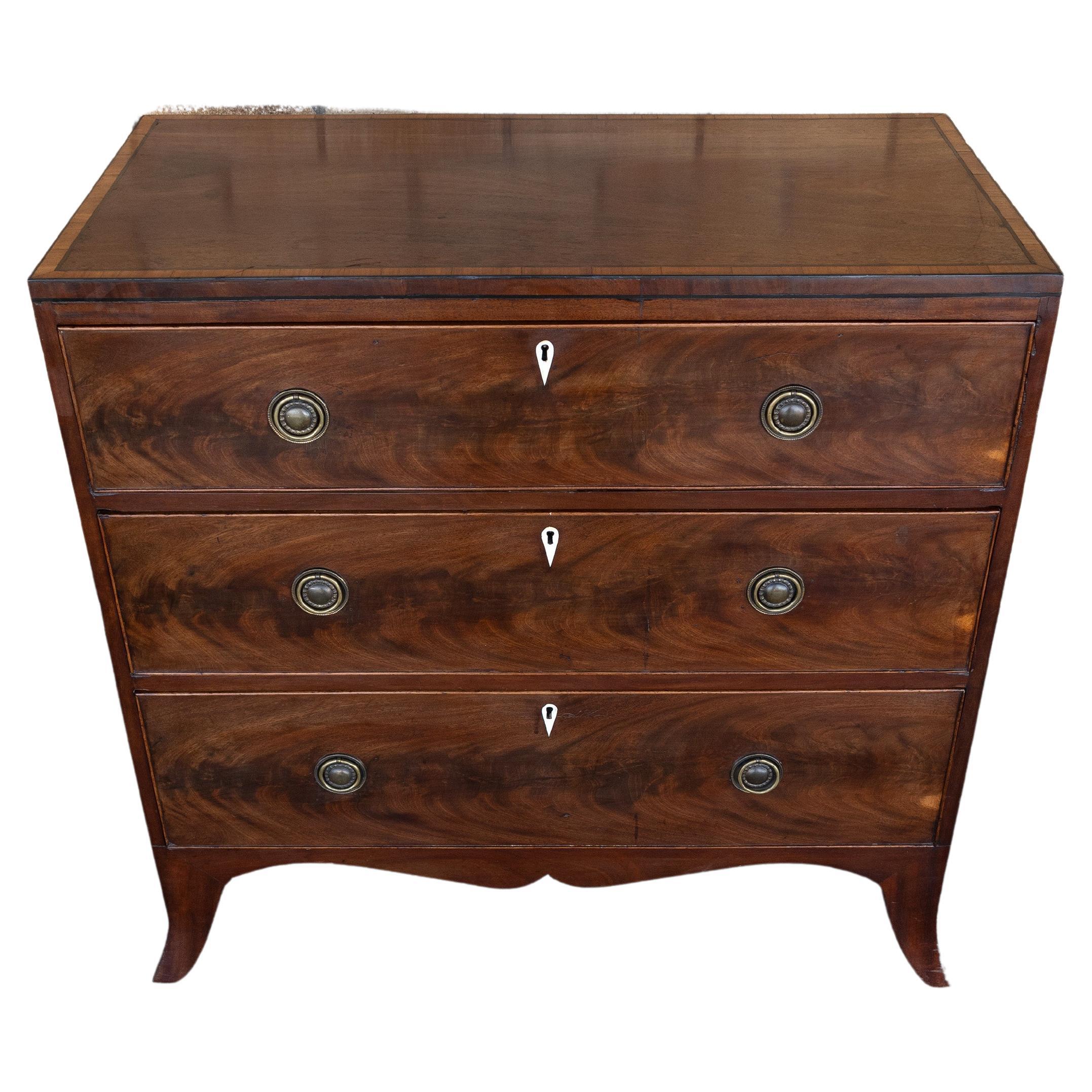 Antique English 19th Century Regency Diminutive Chest Of Drawers C.1810 For Sale 6