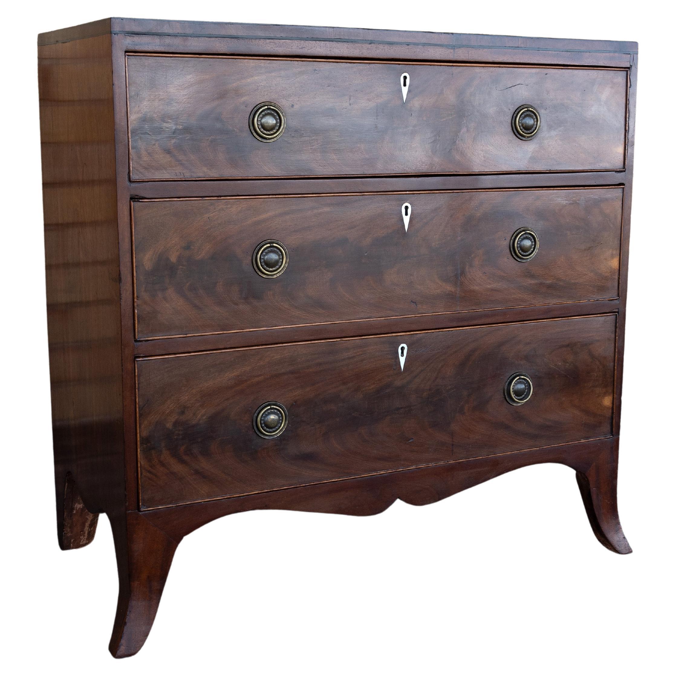 Antique English 19th Century Regency Diminutive Chest Of Drawers C.1810 For Sale 7