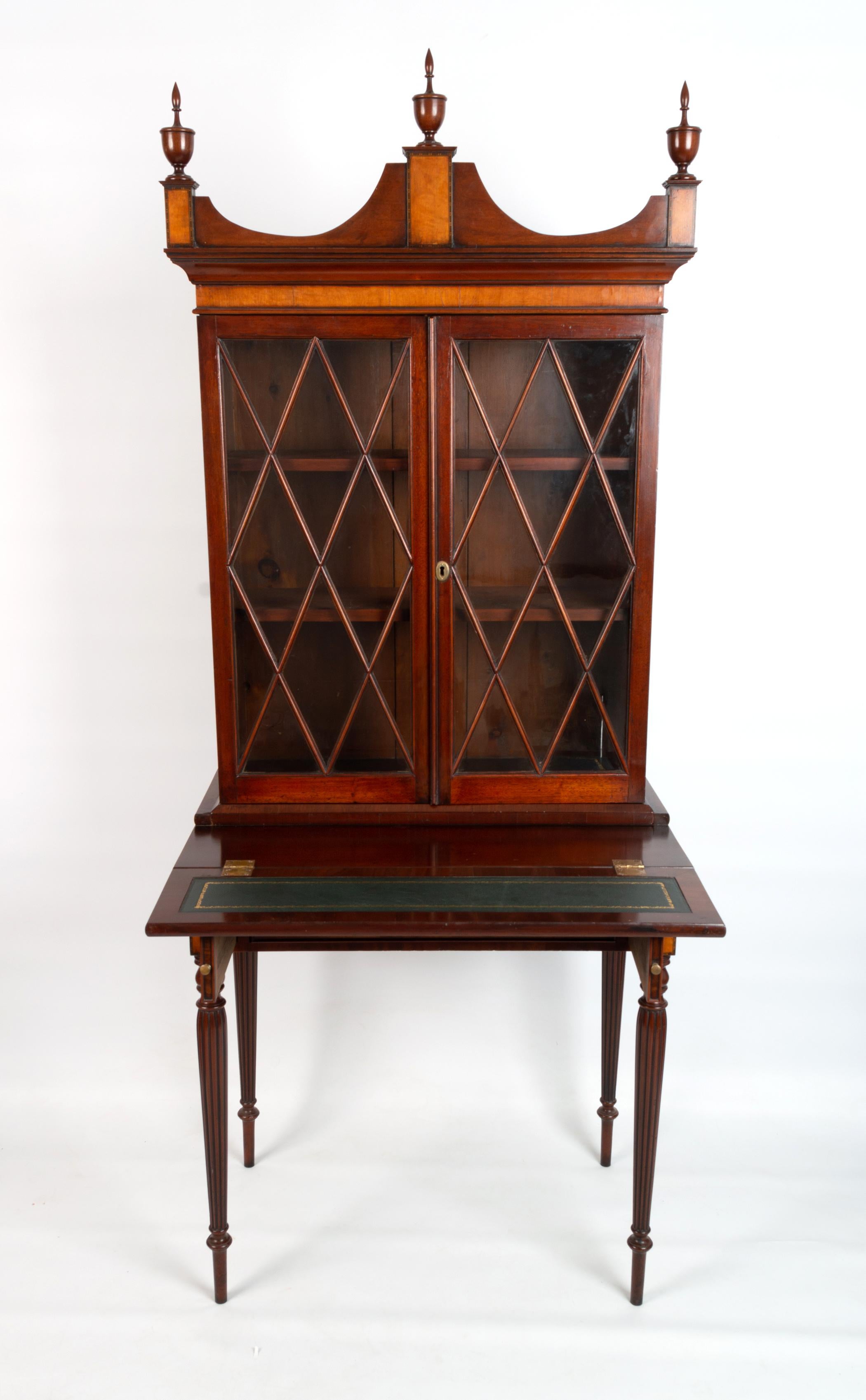 Antique English 19th Century Sheraton Revival Mahogany Display Cabinet on Stand  For Sale 11