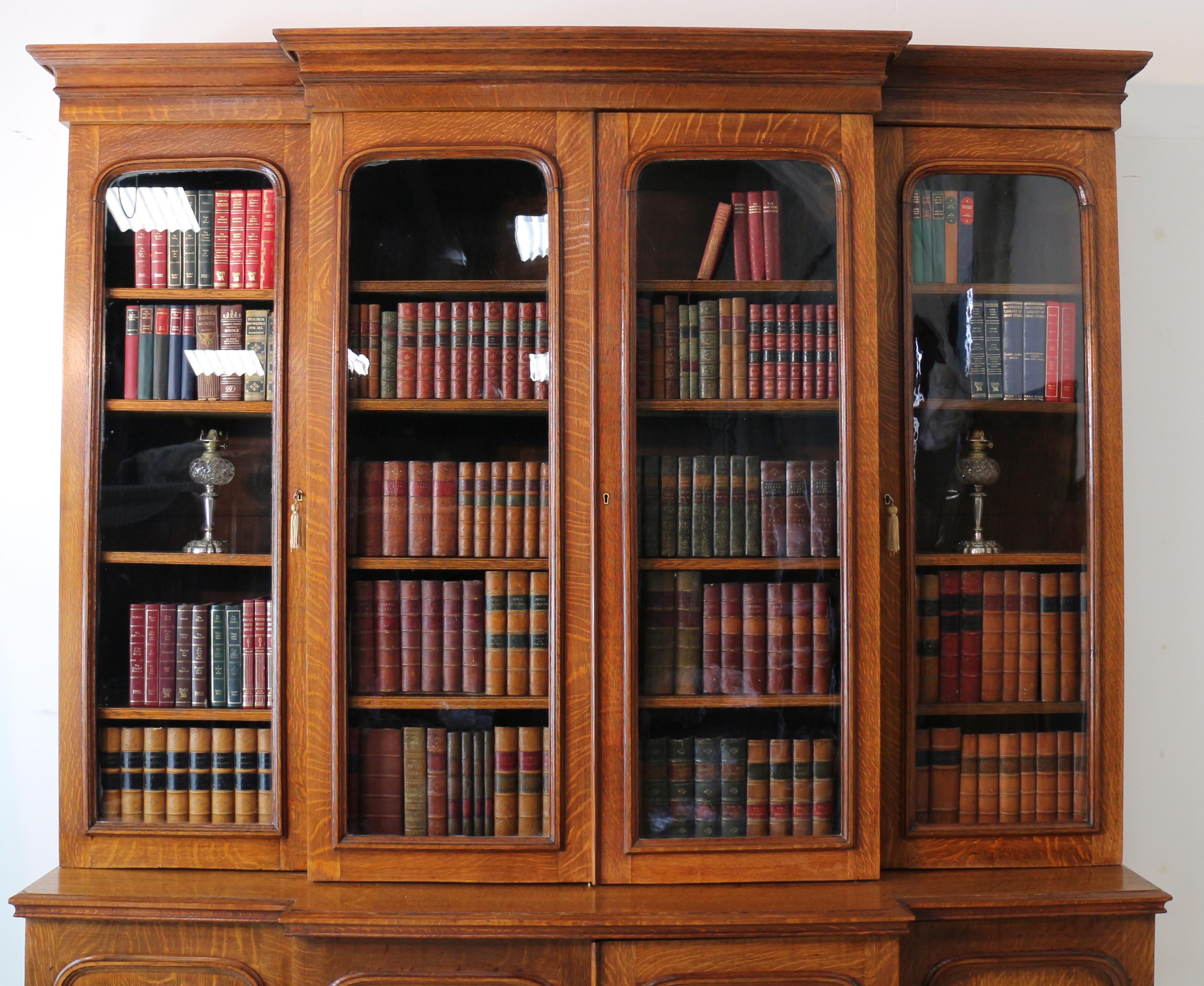 bibliothèque style anglais 19ème siècle