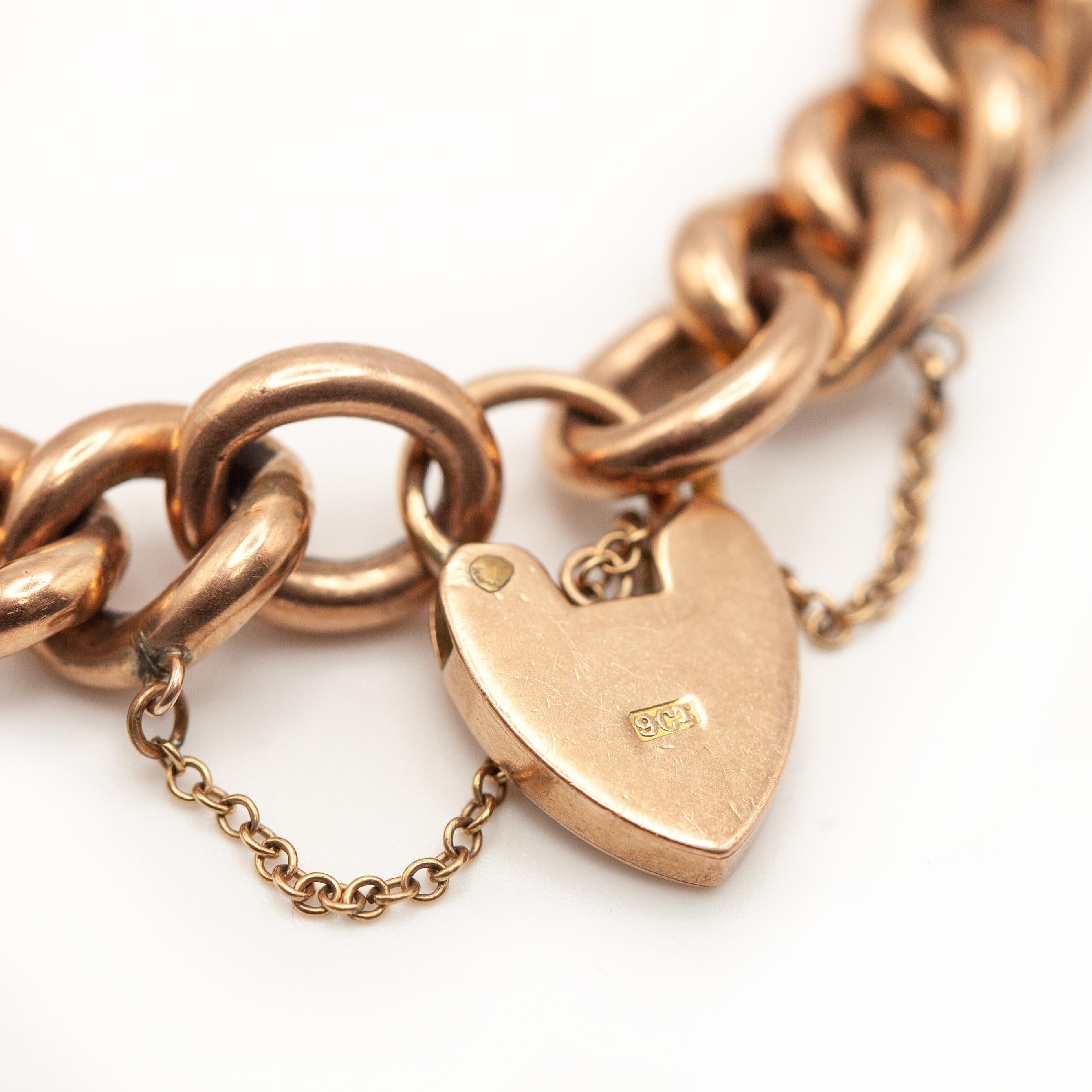 Antique English 9K Gold Curb Link Heart Padlock Clasp Bracelet For Sale 1
