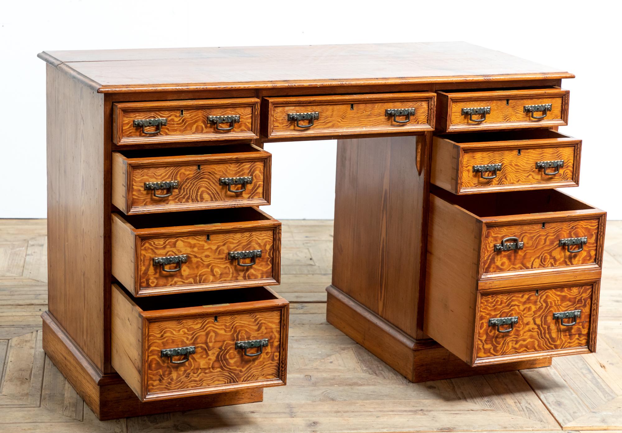Antique English Aesthetic Movement 19th Century Oregon Pine Desk For Sale 4
