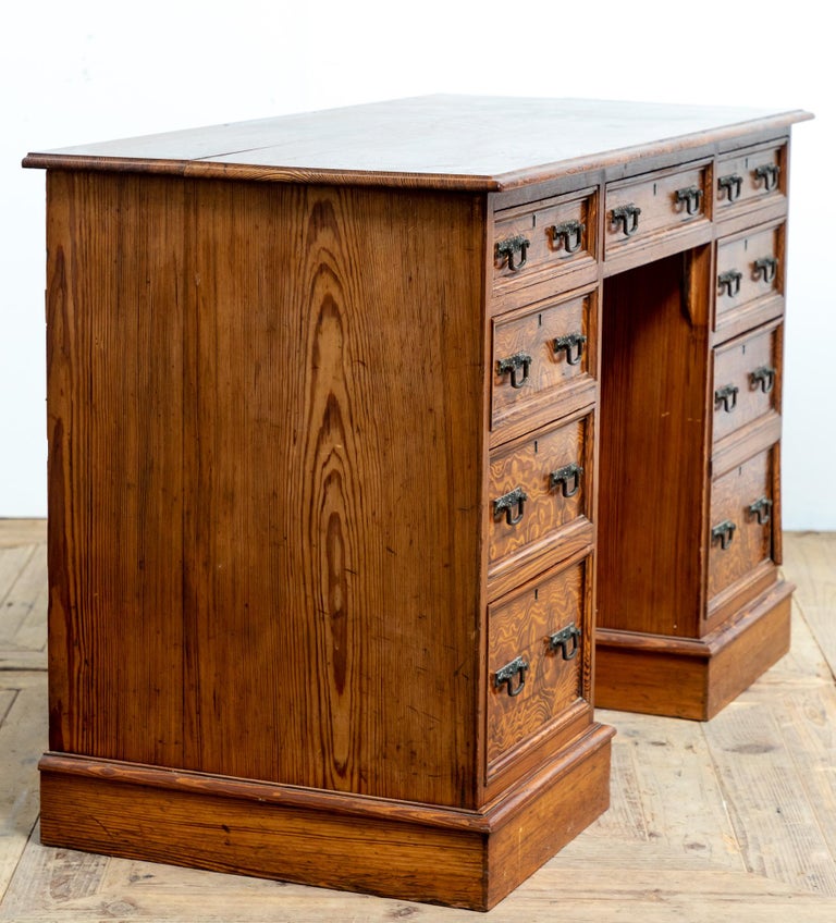 Antique English Aesthetic Movement 19th Century Oregon Pine Desk For Sale 6