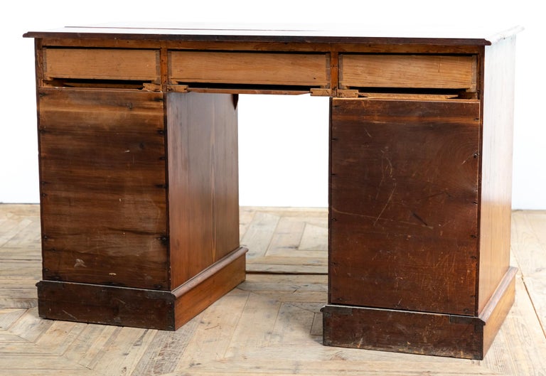 Antique English Aesthetic Movement 19th Century Oregon Pine Desk For Sale 7