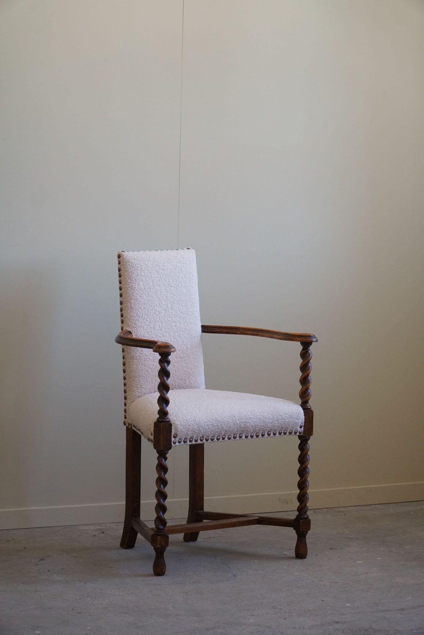 Fauteuil anglais ancien, torsion d'orge, retapissé en bouclé, 19e siècle 11