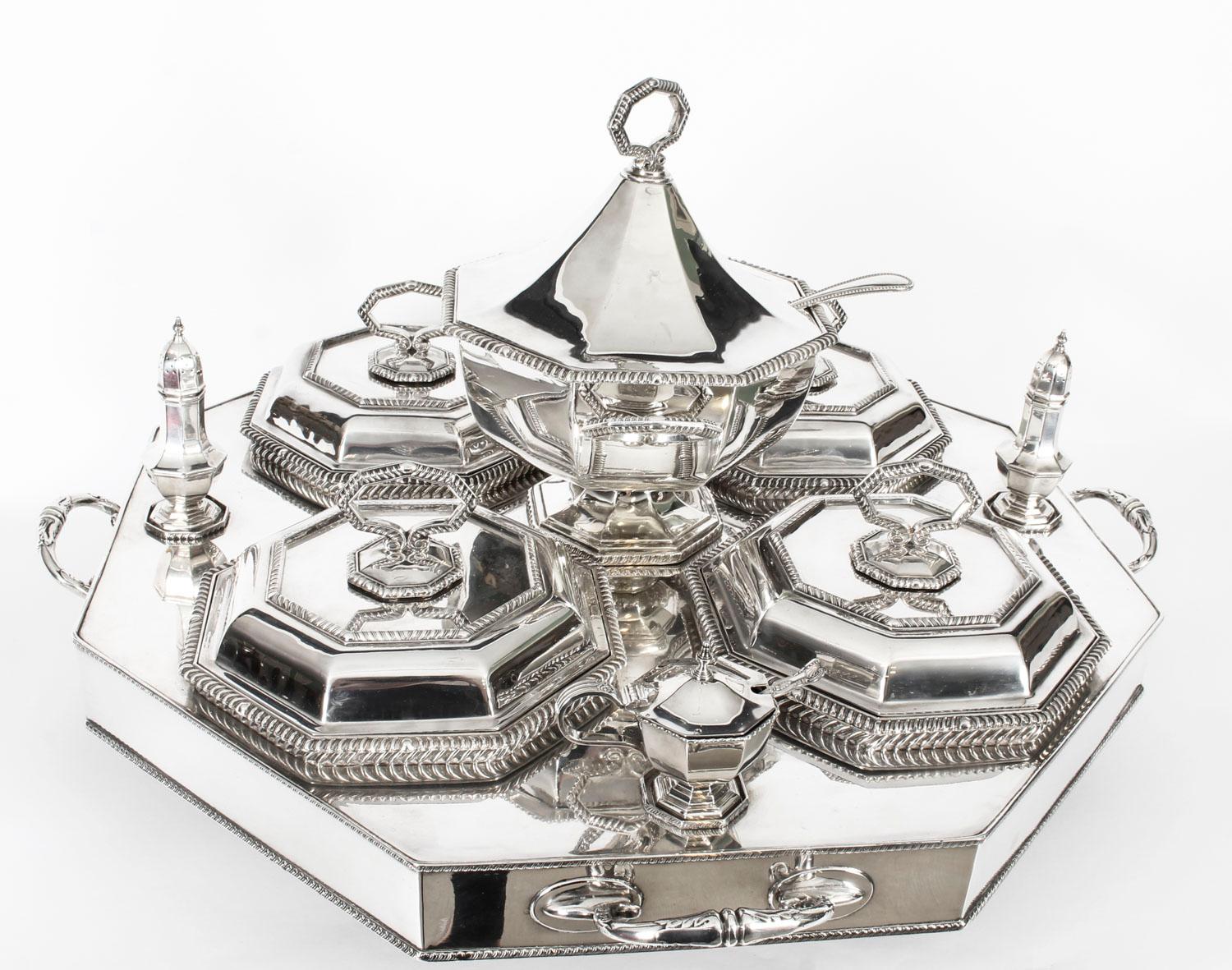 Antique English Art Deco Silver Plated Lazy Susan Serving Tray, 1920s In Good Condition In London, GB