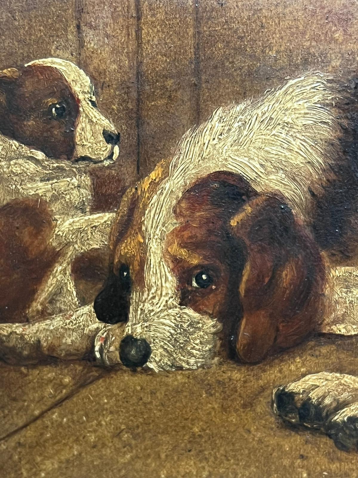 Pittura britannica del XIX secolo con cane Spaniel e il suo cucciolo, pavimento in pietra del fienile in vendita 1