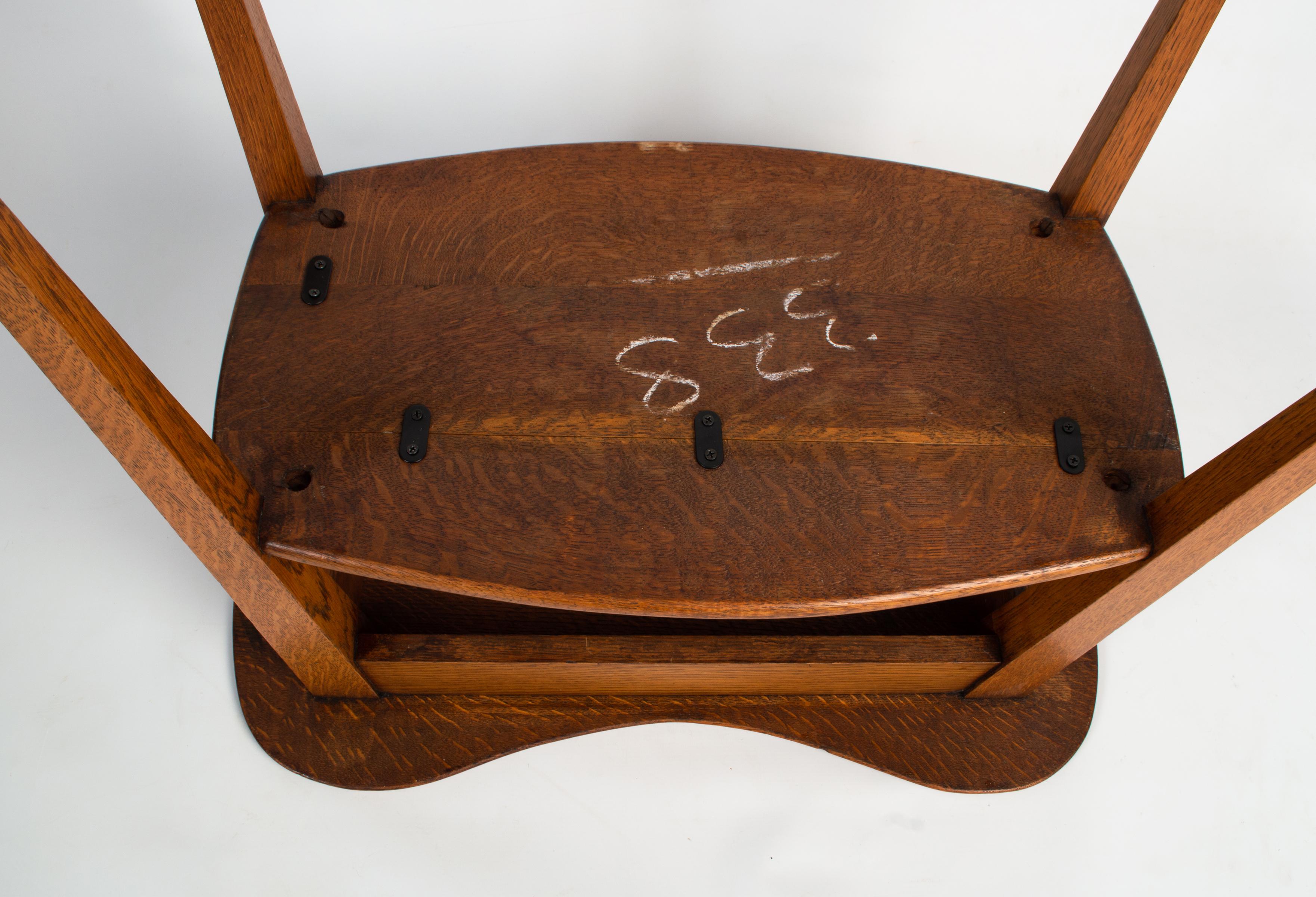 Antique English Shapland & Petter Arts & Crafts Golden Oak Side Table C.1890 For Sale 7