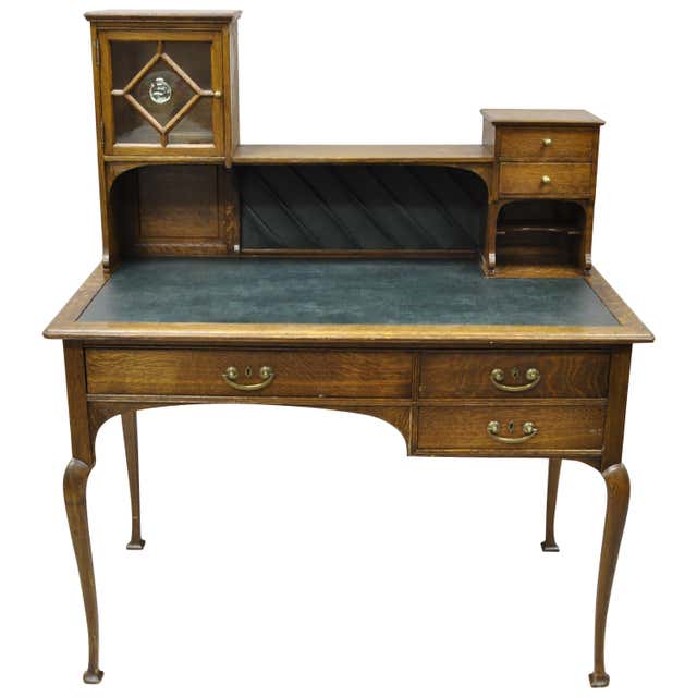 1960s Pennsylvania House Cherry Queen Anne Flip Top Step Back Desk or