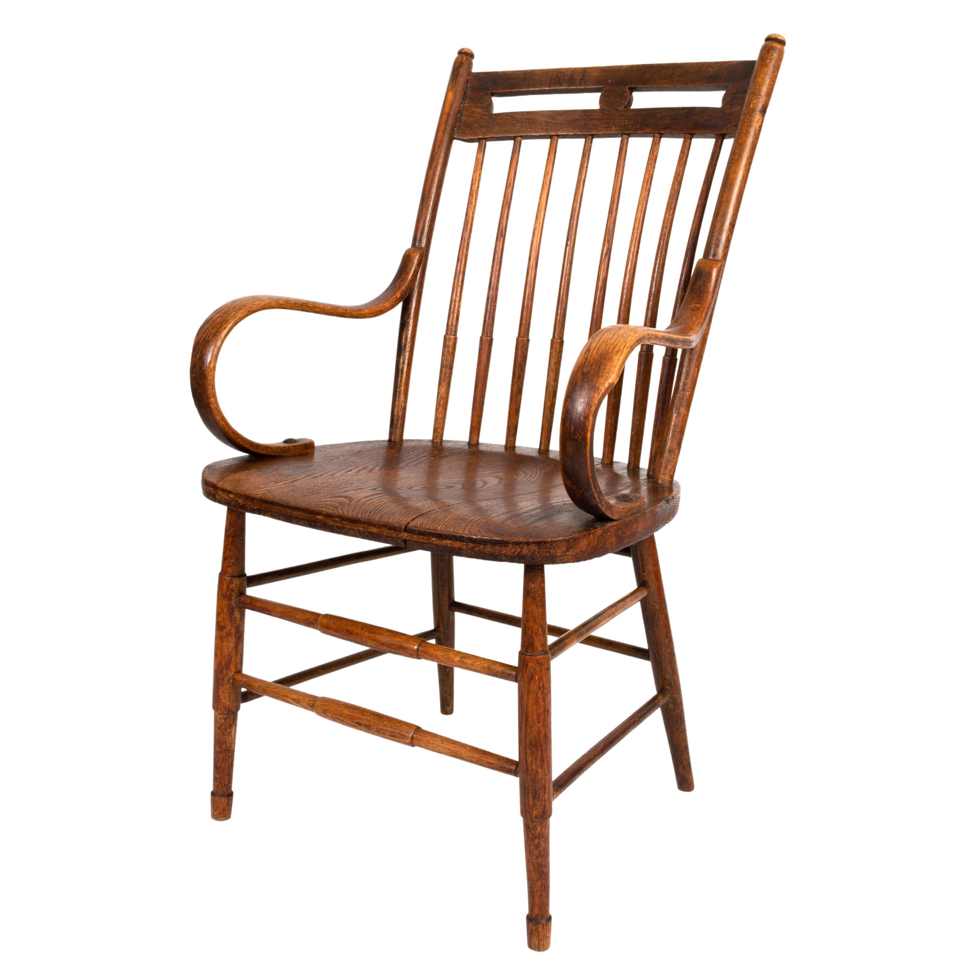 Ancienne chaise Windsor anglaise Arts & Crafts à dossier bâton, Heals Of London en vente
