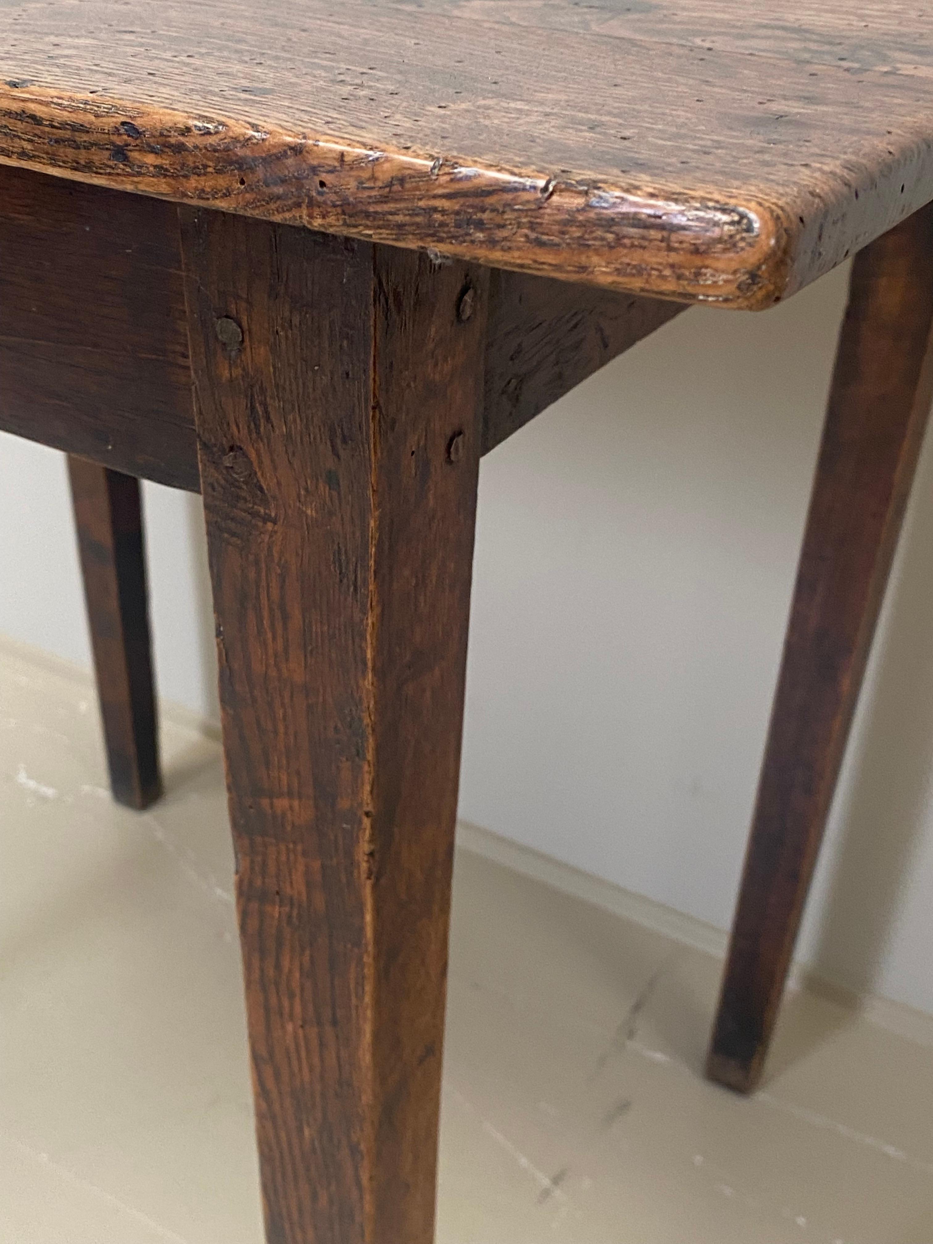 Antique English Ash and Elm Rectangular Small Side Table For Sale 3