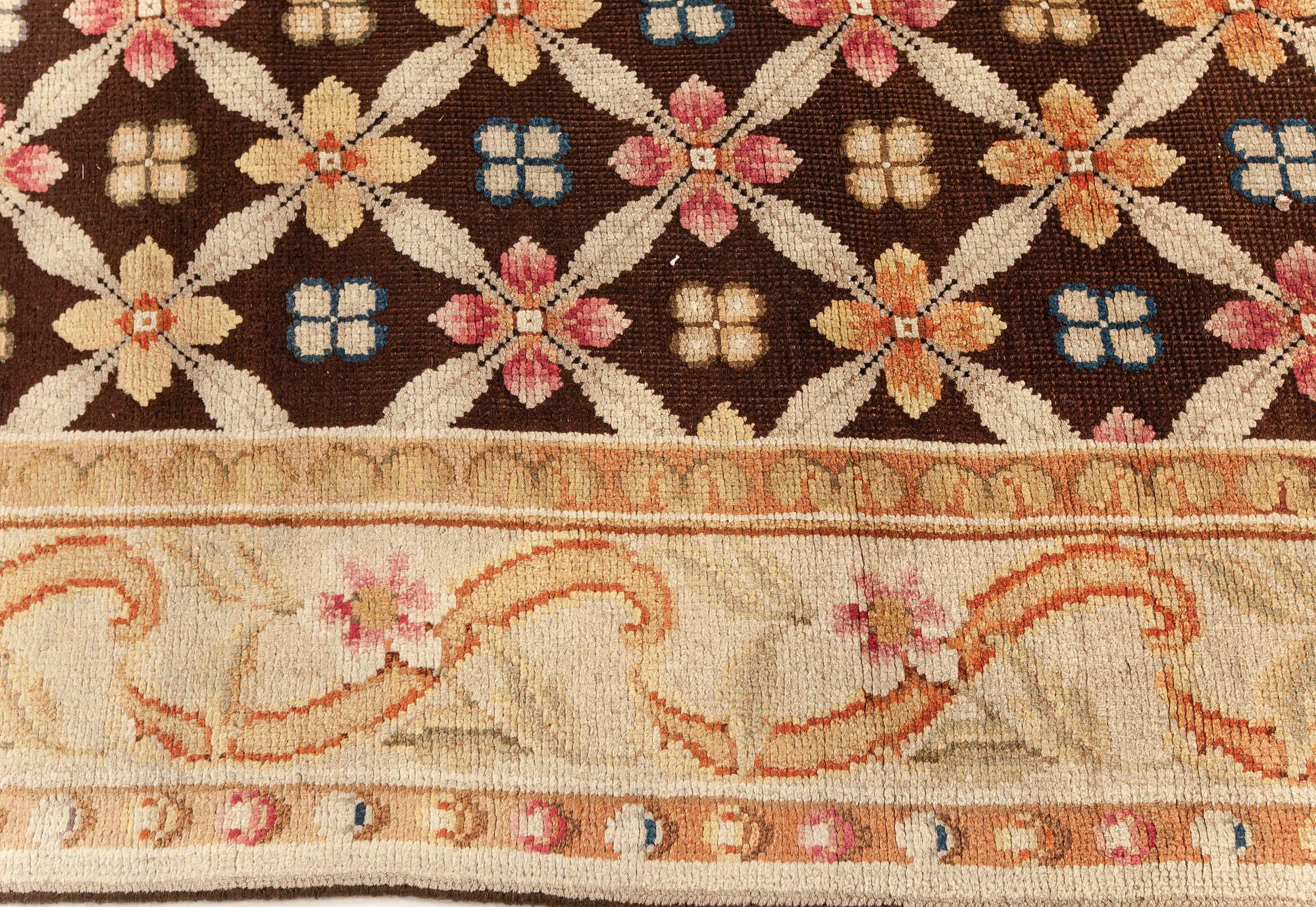 Noué à la main Ancien tapis anglais Axminster en laine fait main en vente