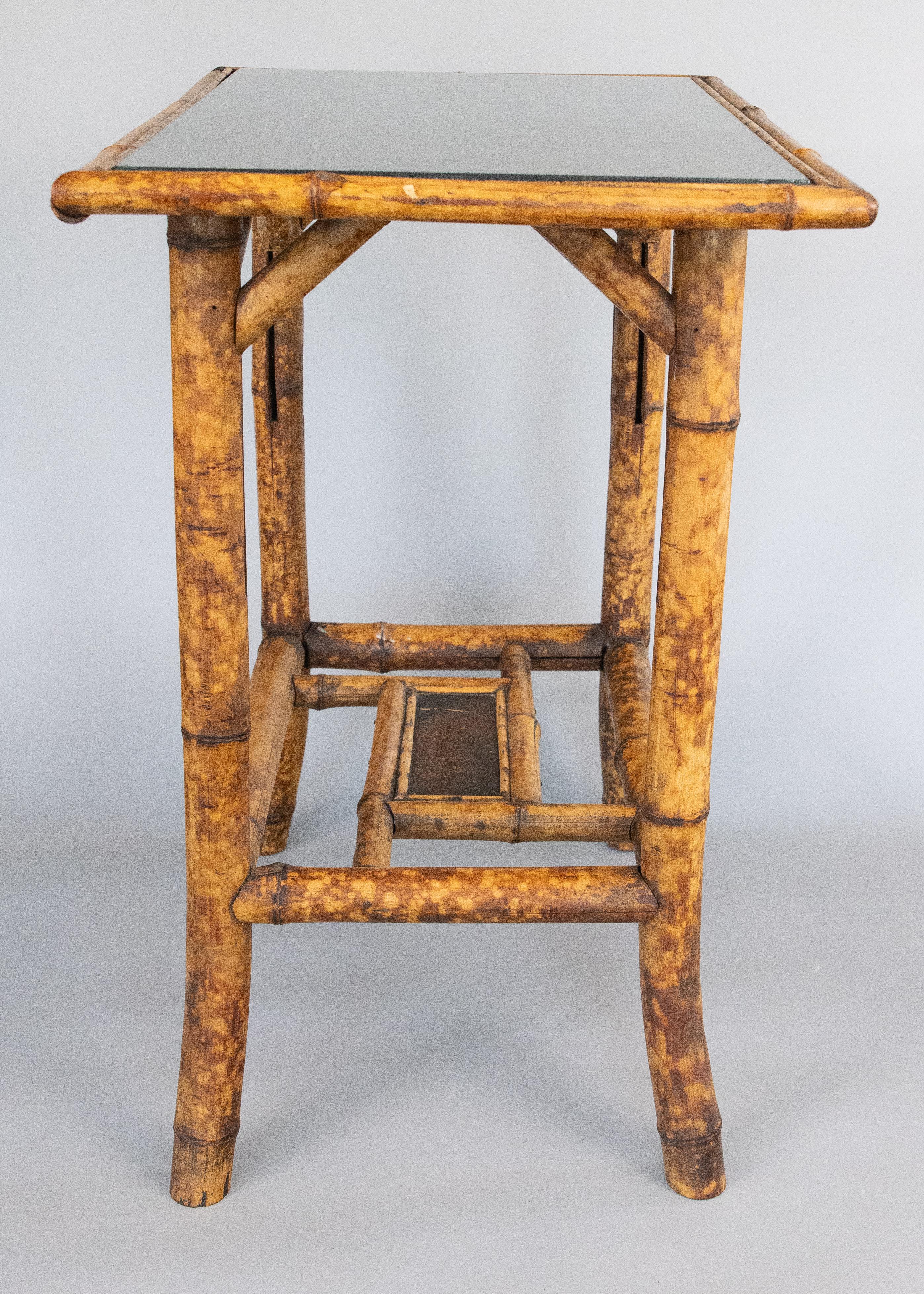 Antique English Bamboo Side Table With Custom Glass Top, circa 1900 In Good Condition For Sale In Pearland, TX