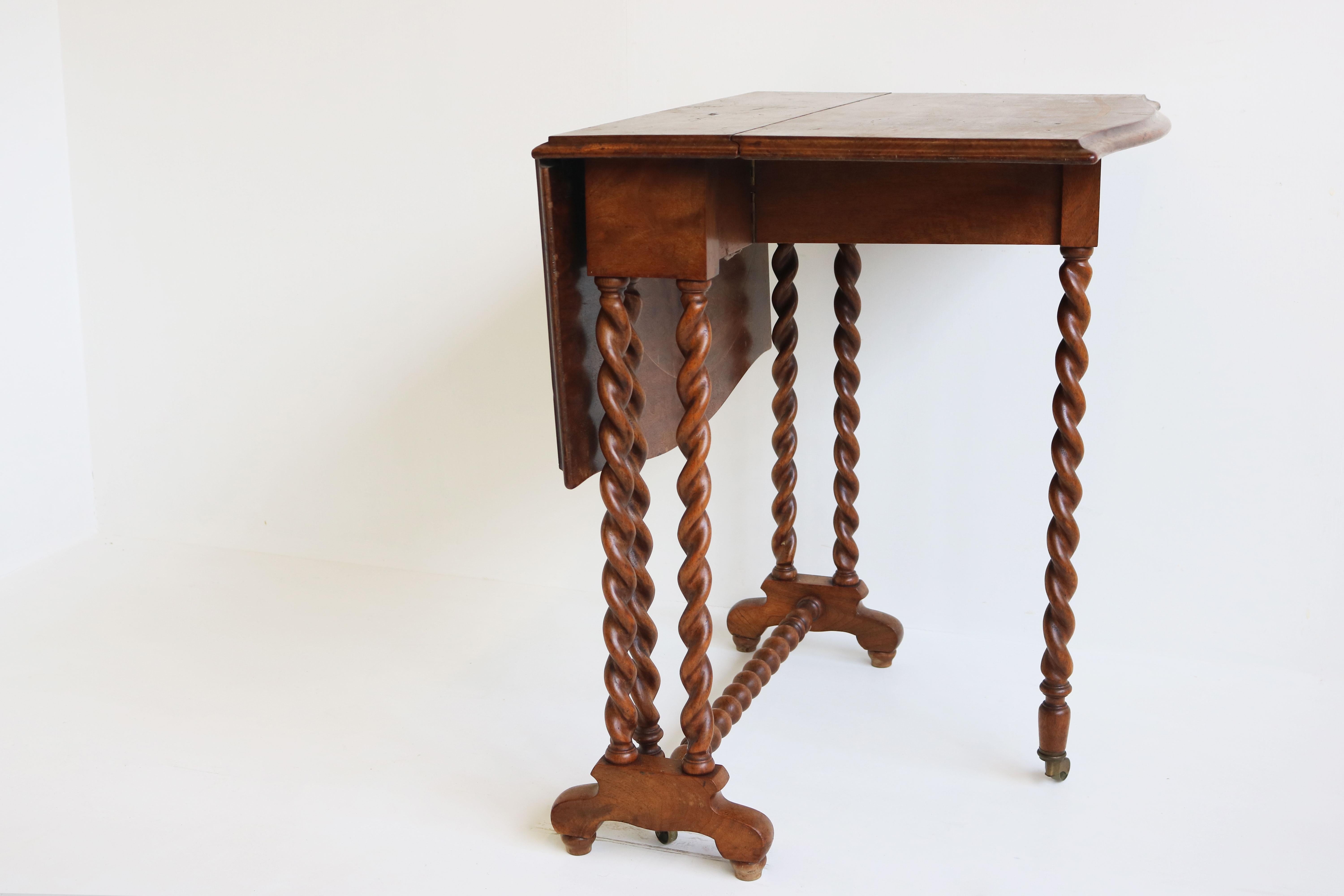 Walnut Antique English Barley Twist Foldable Table / Gate-Leg Table 19th Century Burl For Sale