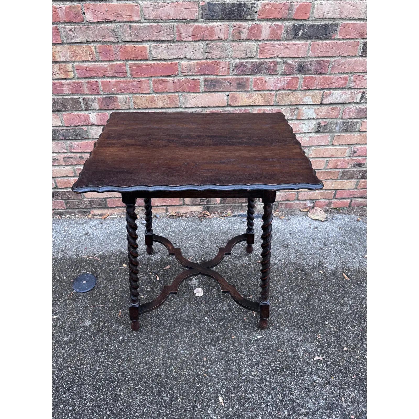 Table d'appoint ancienne en orge torsadé en vente 4