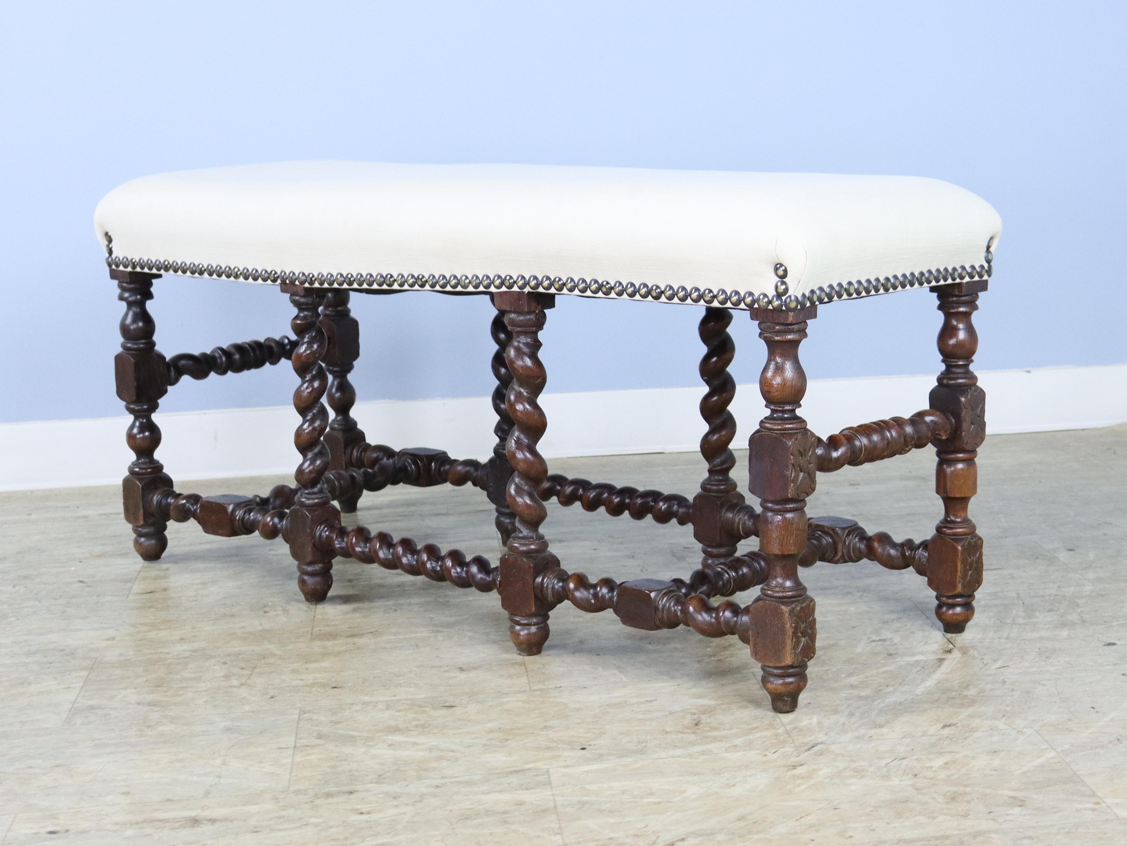 Antique English Barley Twist Stool - A In Good Condition For Sale In Port Chester, NY