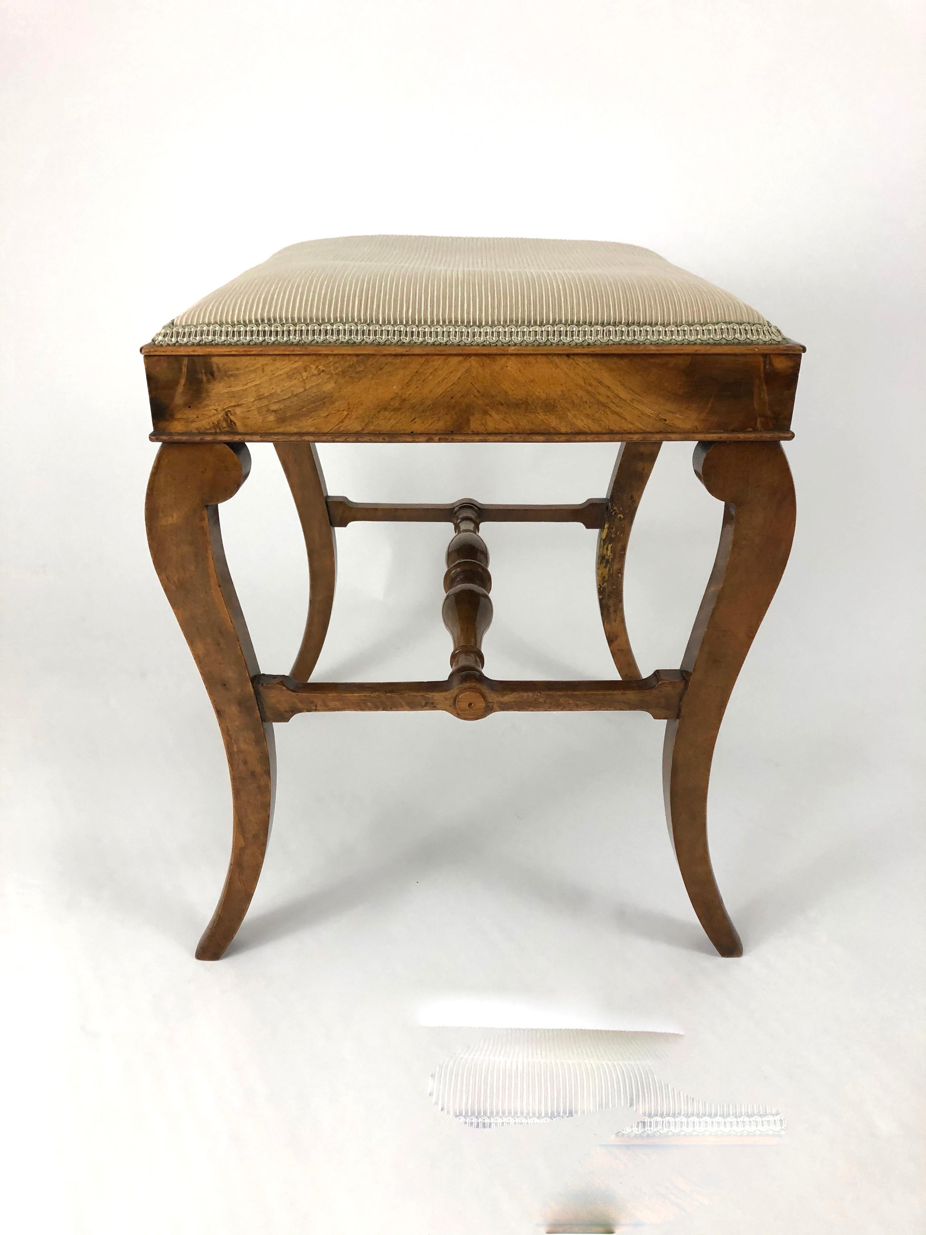 Antique English Beau Brummell Dressing Table 11