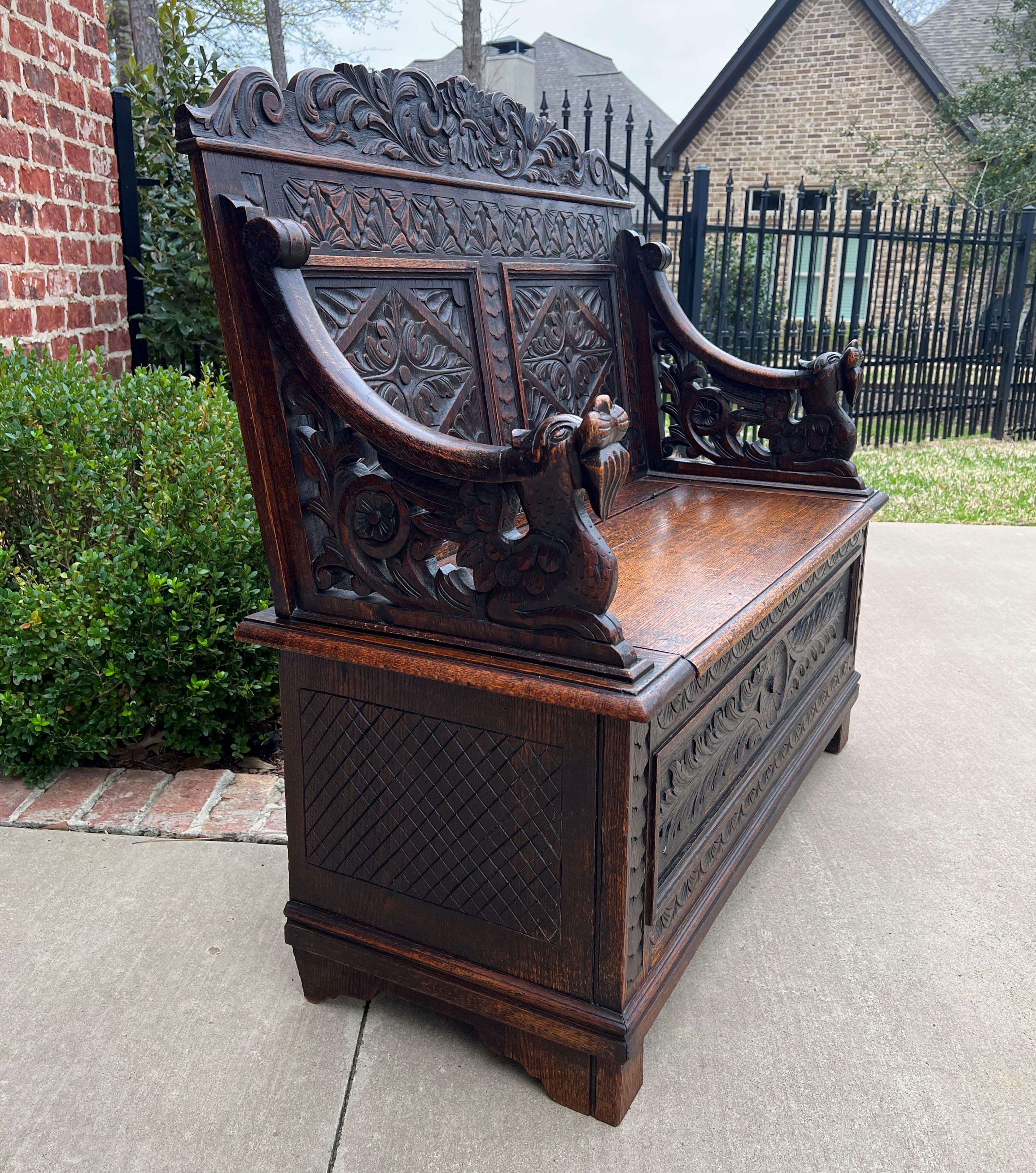 Antique English Bench Chair Settee Hall Bench Renaissance Revival Oak Petite In Good Condition In Tyler, TX