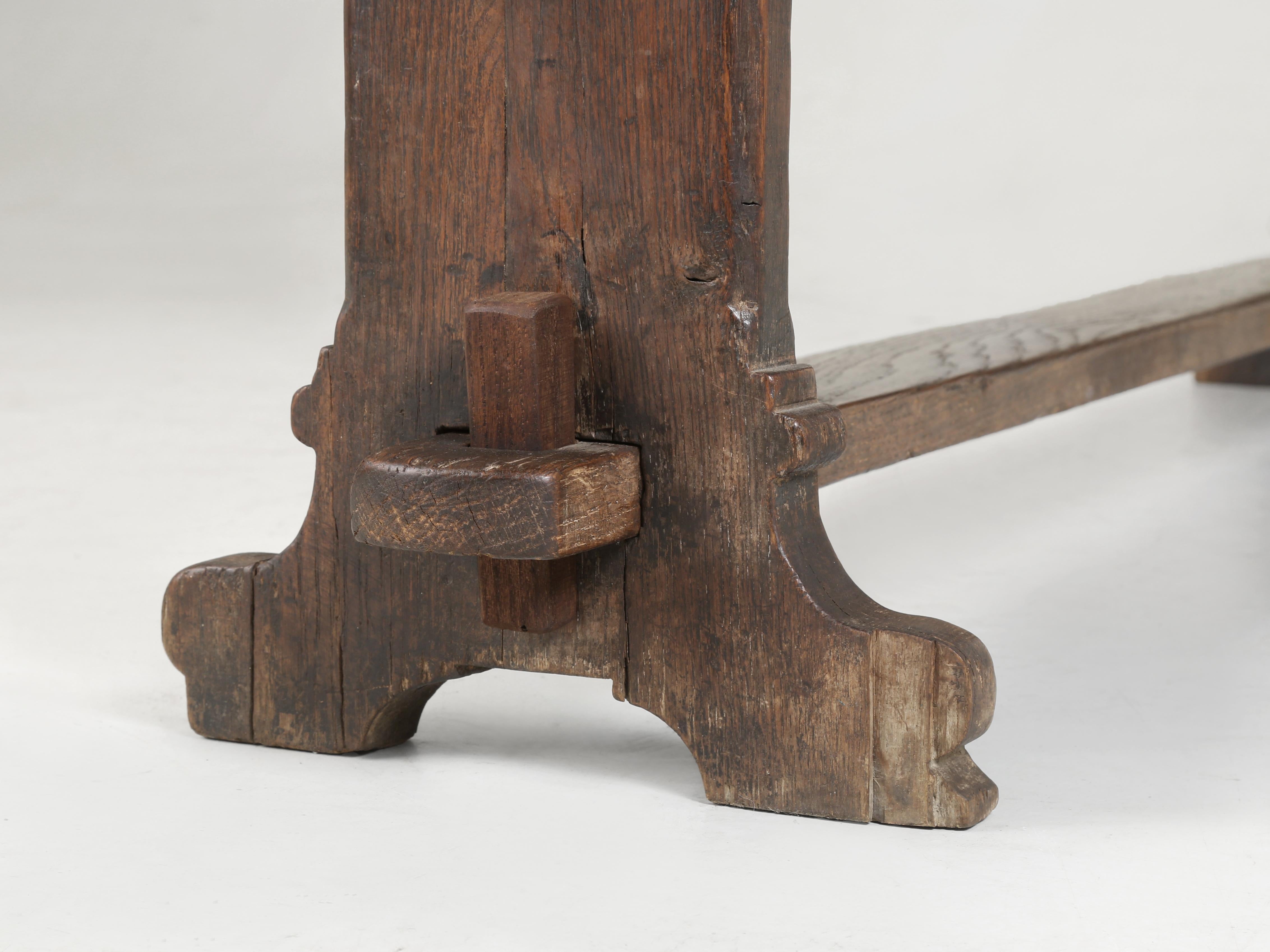 Antique English Bench in Solid Oak and Probably Over 200-years old Very Original For Sale 3