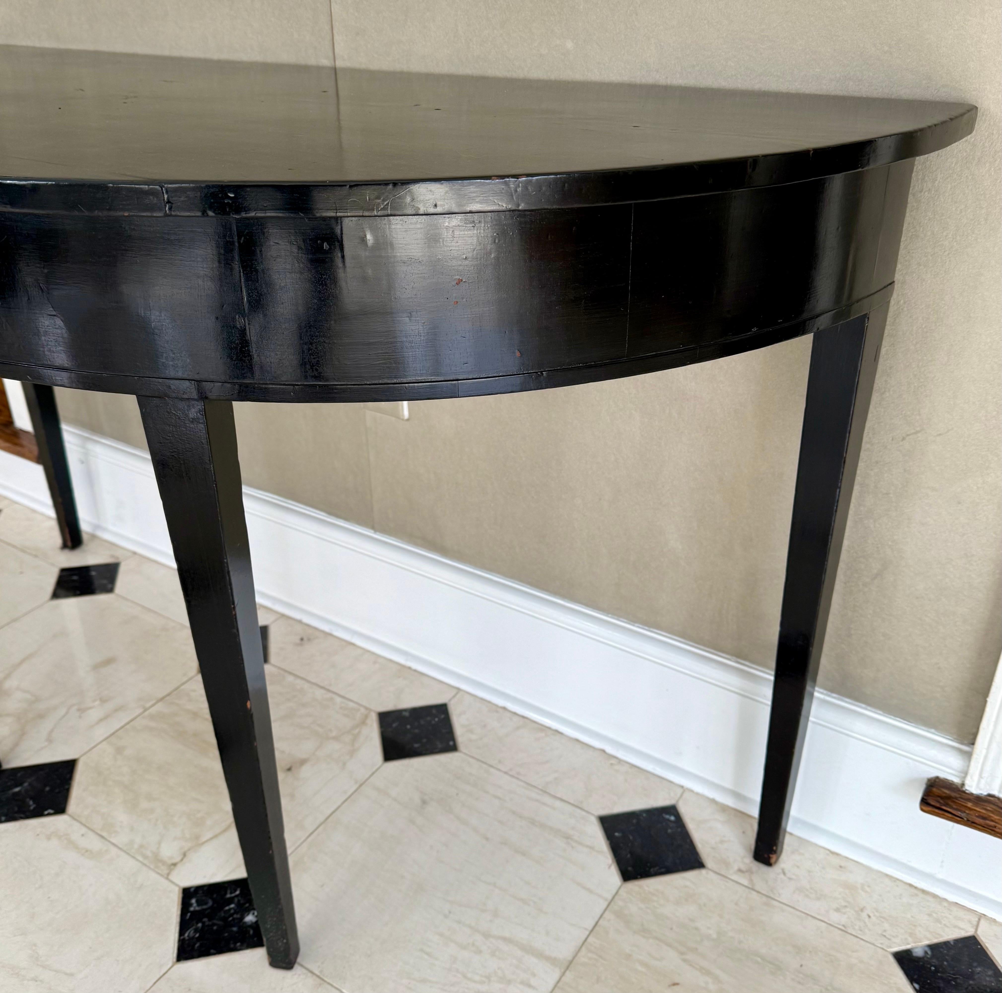Antique English Black Lacquered Half Round Demilune Demi-lune Console Table In Good Condition In West Hartford, CT
