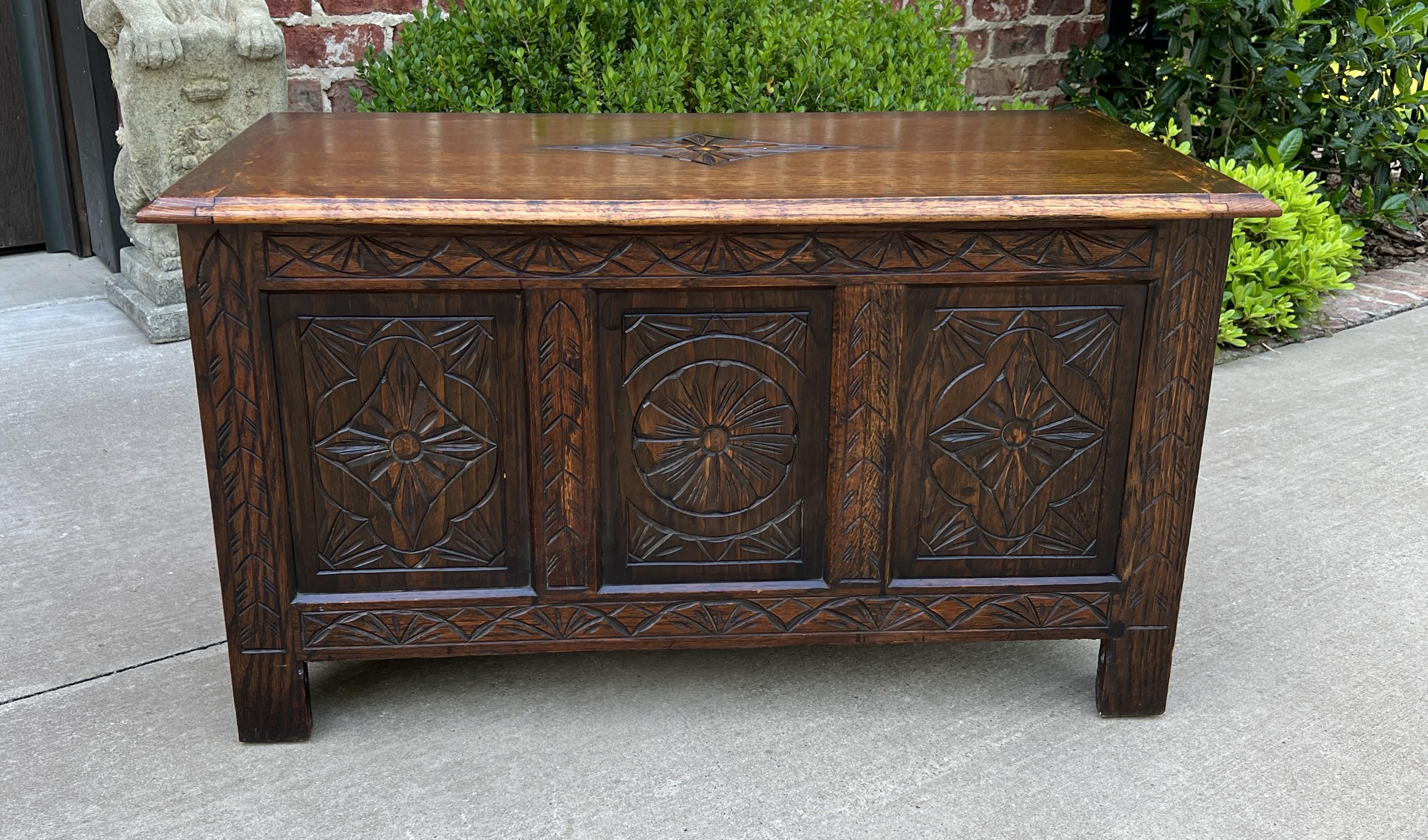 CHARMING Antique English Carved Oak Blanket Box, Coffer, Trunk, Storage Chest, Coffee Table or Bench~~c. 1920s

 The perfect size for a coffee table, toy box or at the foot of a bed. Nicely carved and a wonderful size~~ 

FULL of