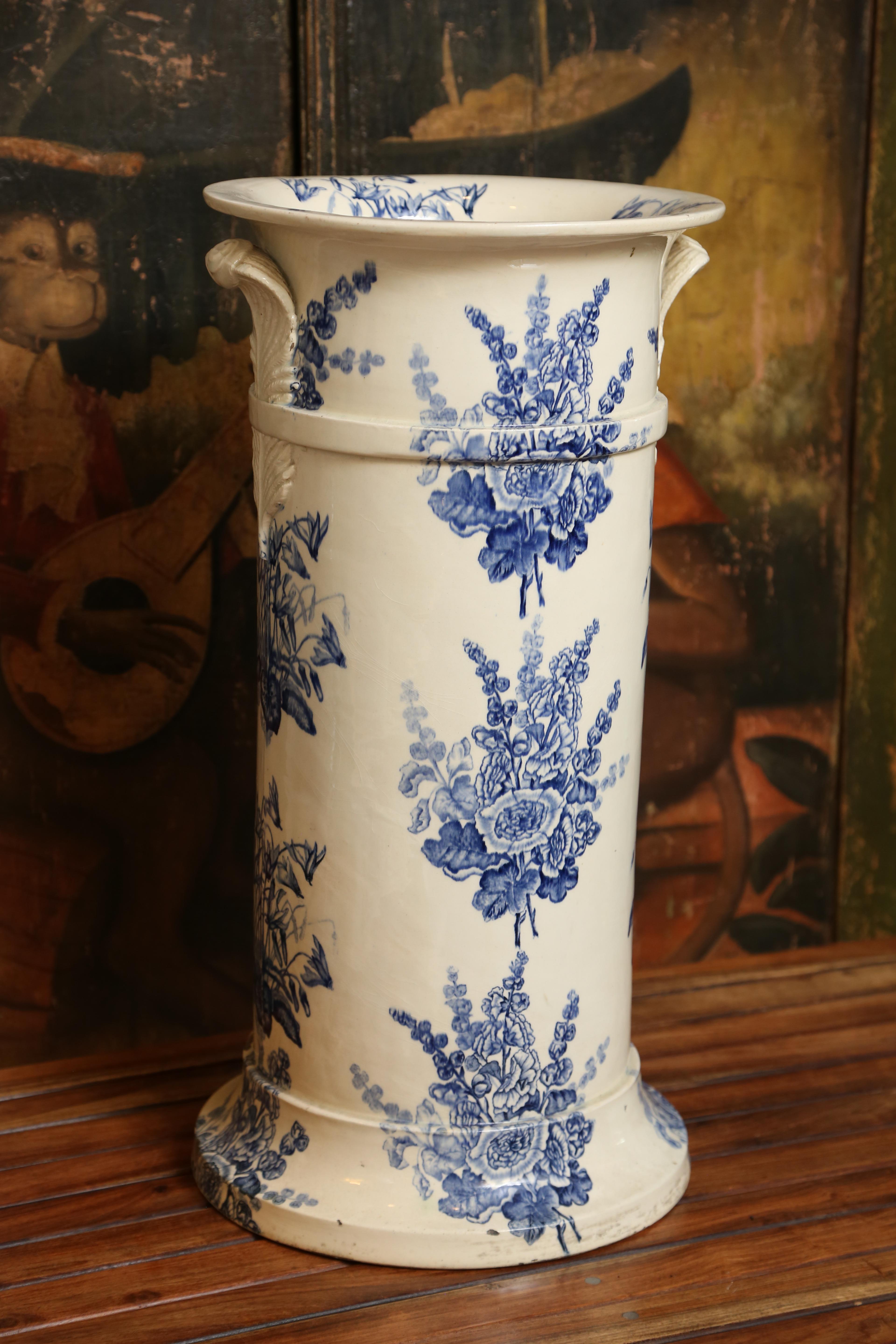 Charming large scale blue and white umbrella holder. Beautiful pattern with nice details.