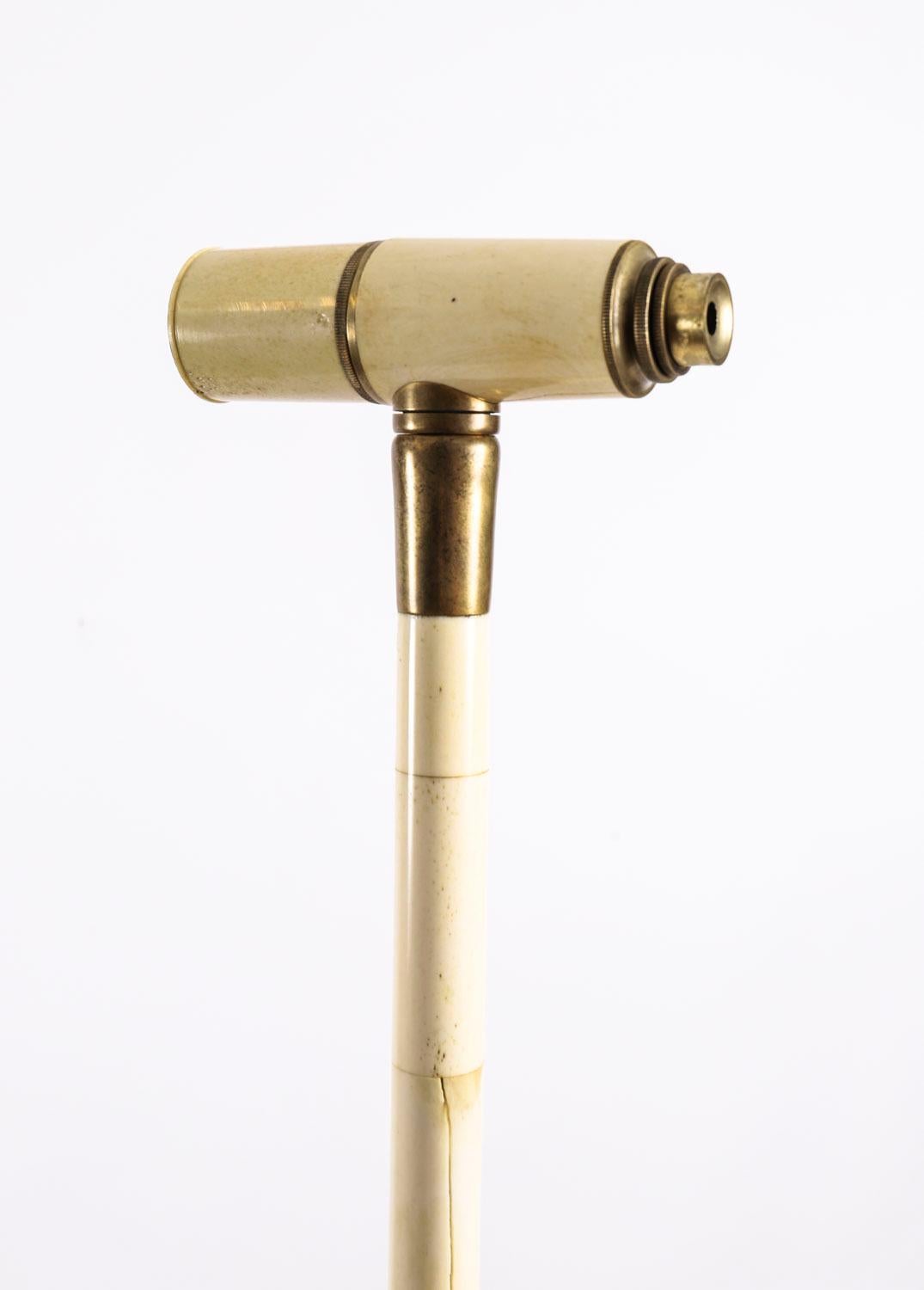 Antiguo bastón telescópico inglés de hueso Siglo XIX 92cm/36 pulgadas Victoriano en venta