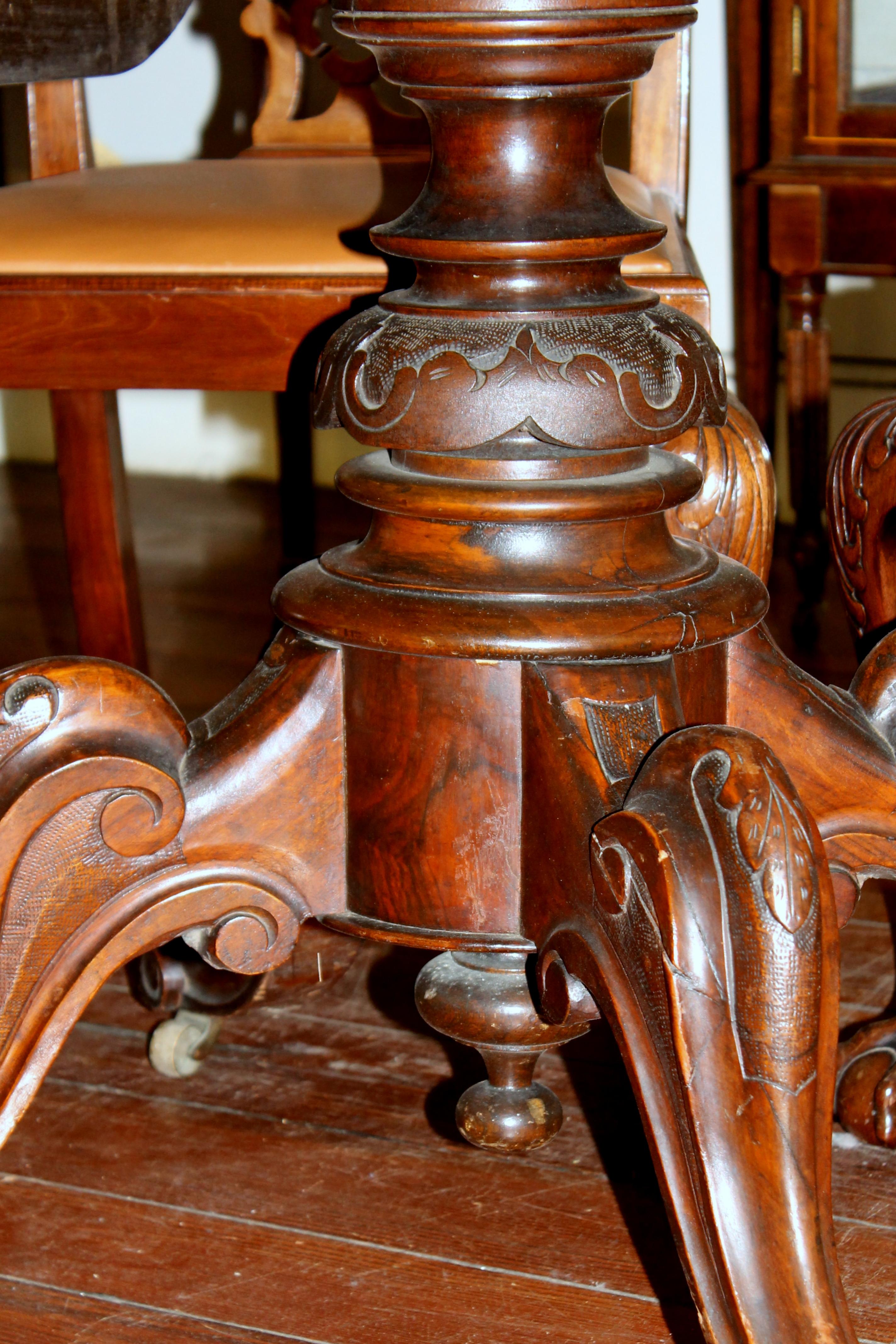 English Book-Matched Burr Walnut Rare Shaped Tilt-Top Loo or Bkfst Table 6