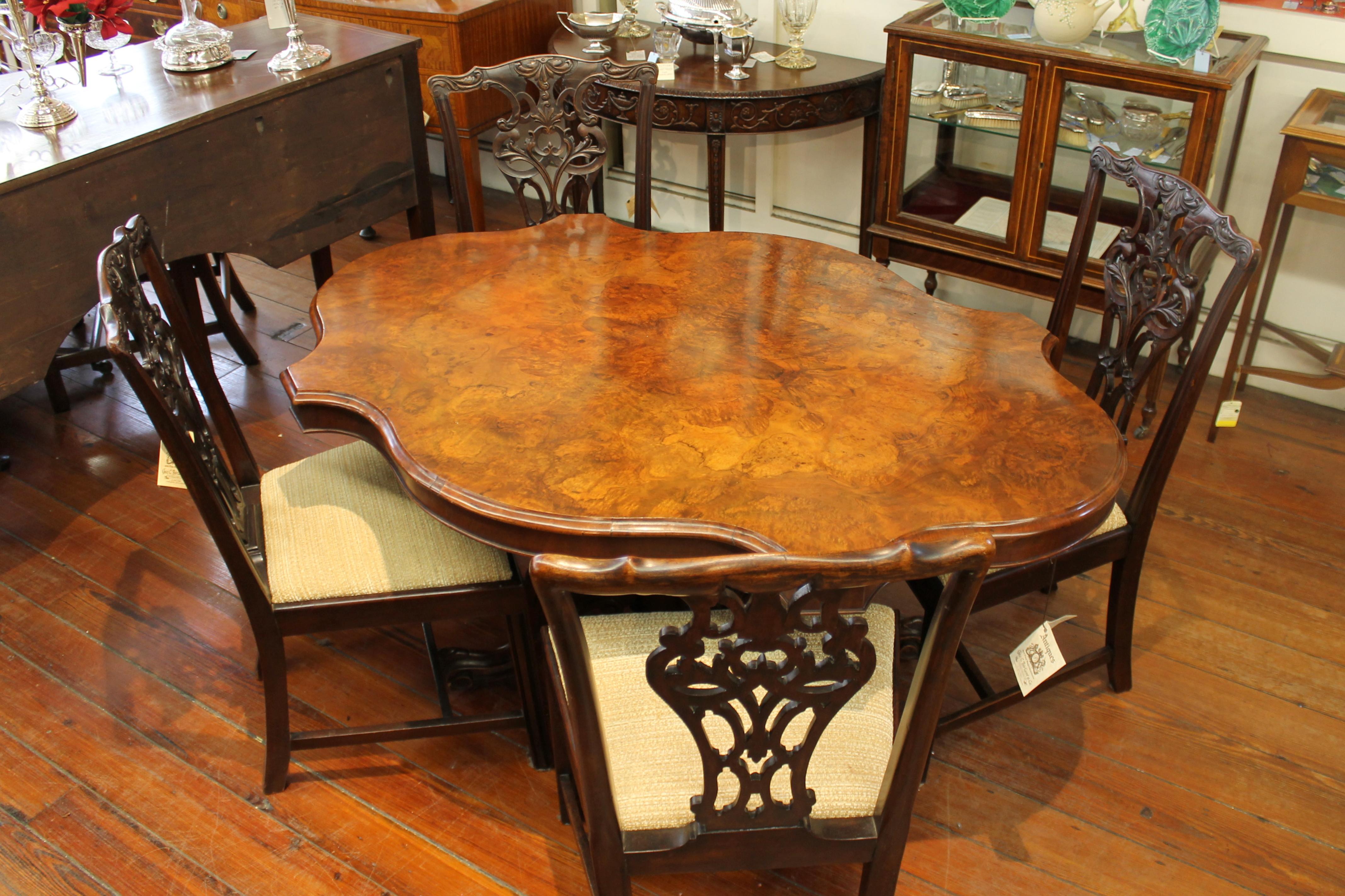 English Book-Matched Burr Walnut Rare Shaped Tilt-Top Loo or Bkfst Table 11