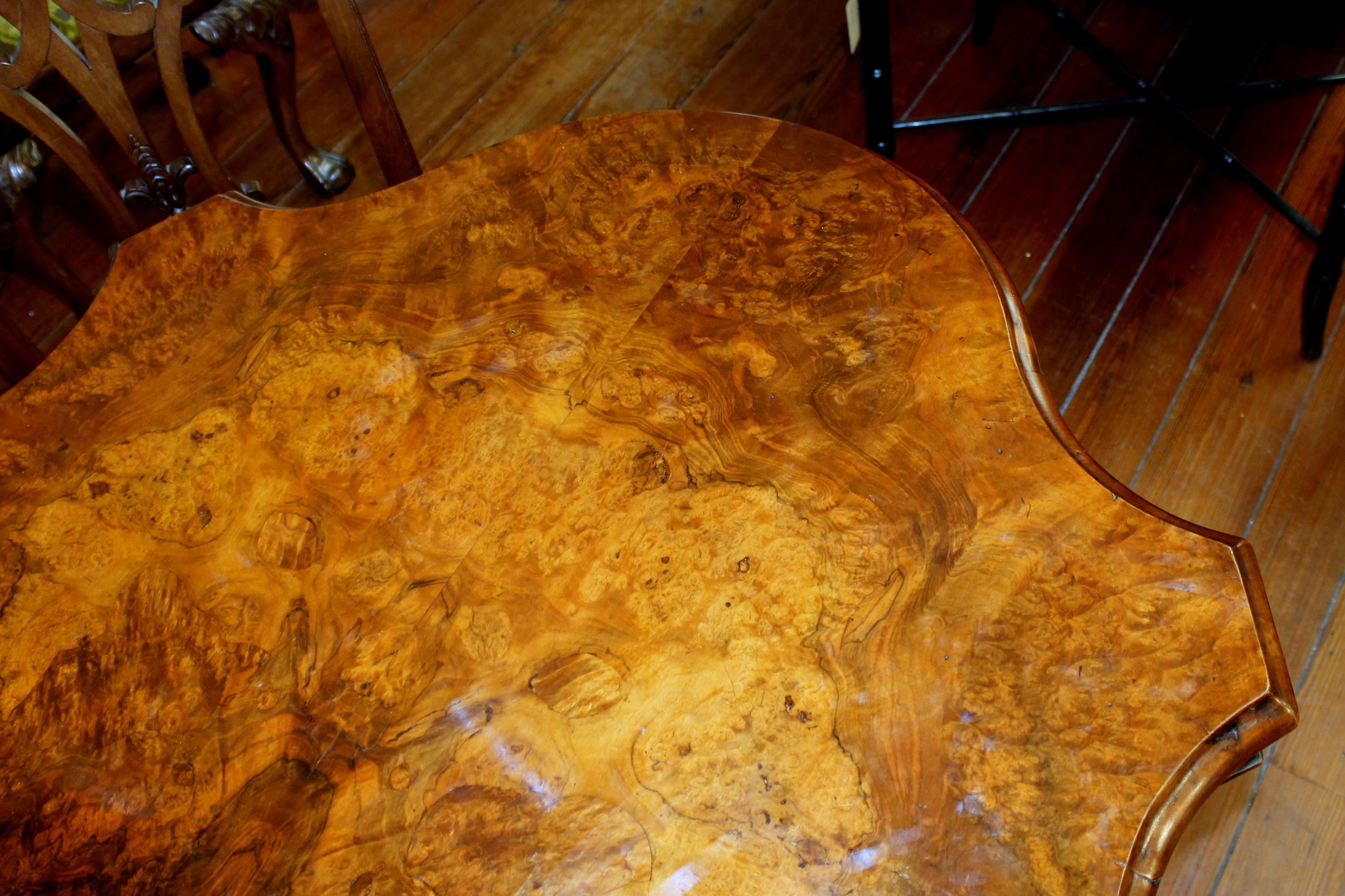 English Book-Matched Burr Walnut Rare Shaped Tilt-Top Loo or Bkfst Table 1
