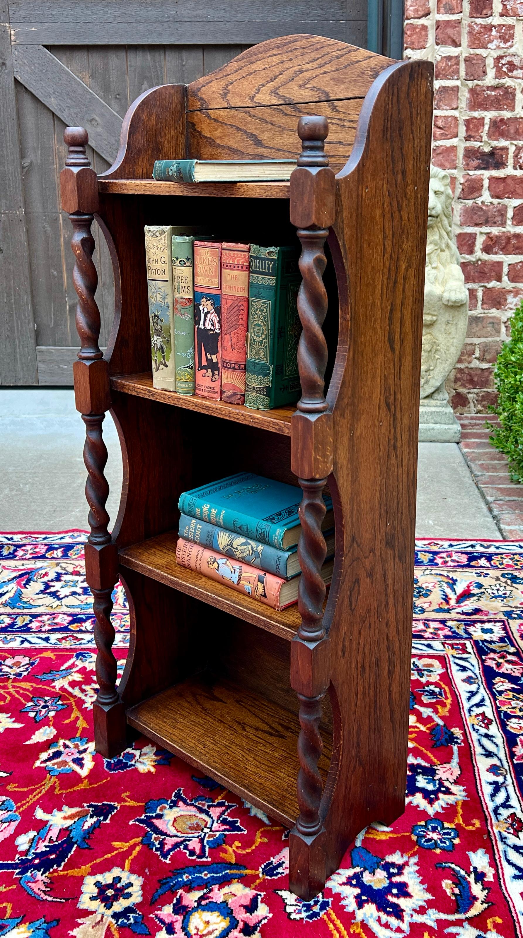 Early 20th Century Antique English Bookcase Bookshelf Display Cabinet Barley Twist Honey Oak c1920s