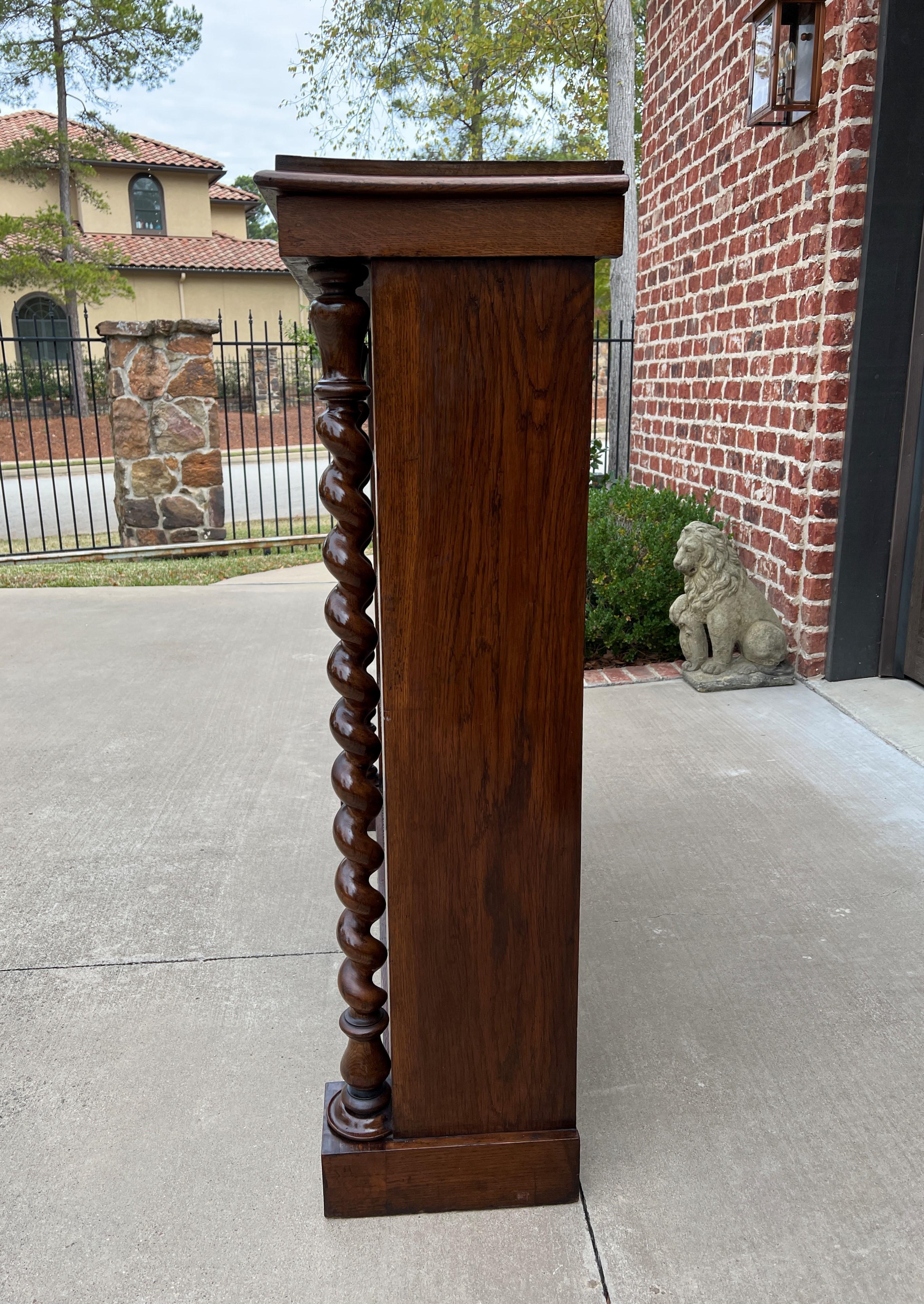 Antique English Bookcase Display Shelf Cabinet Barley Twist Oak C. 1920s For Sale 2