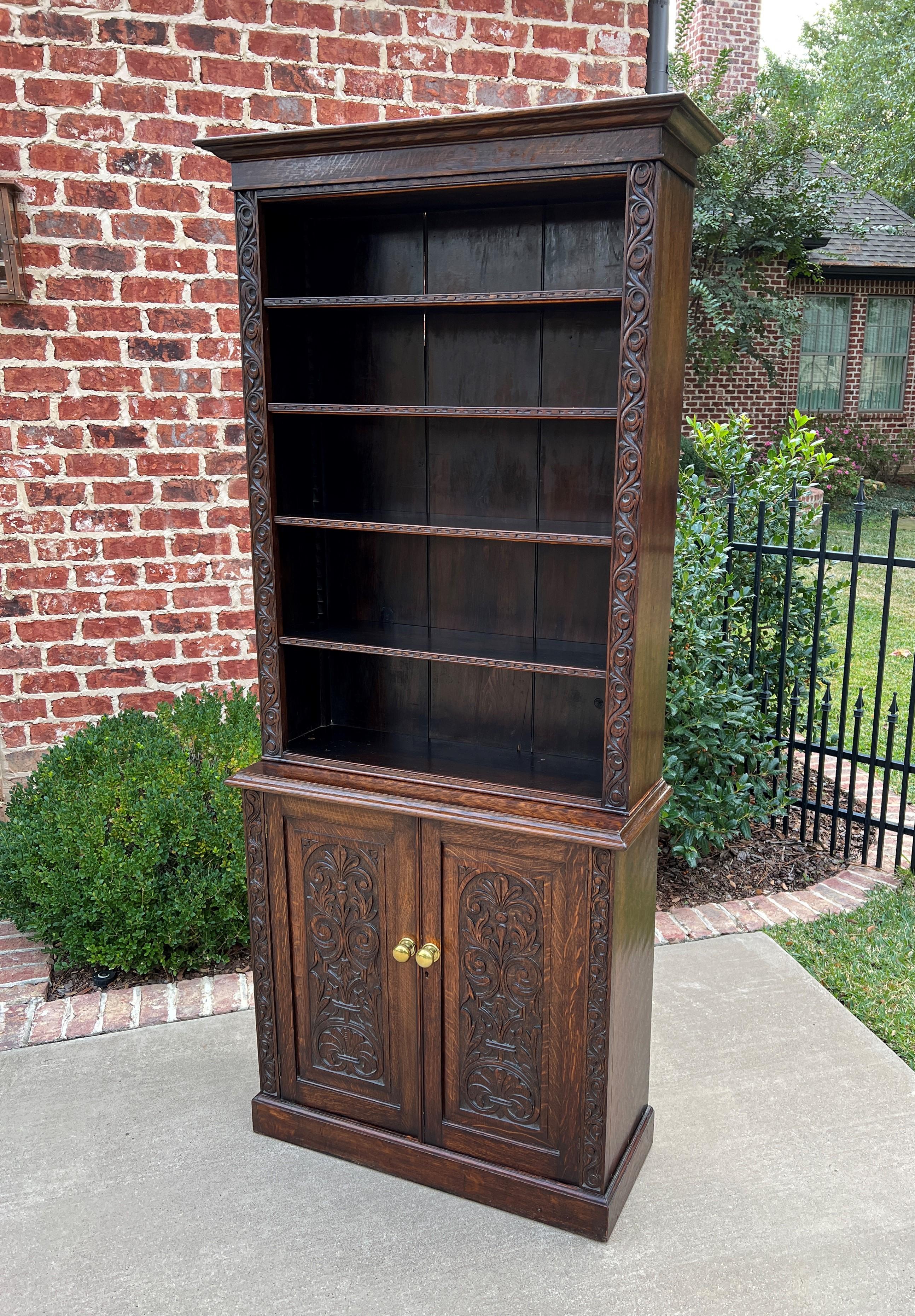 Early 20th Century Antique English Bookcase Display Shelf Cabinet Two-Piece Carved Oak c. 1920s