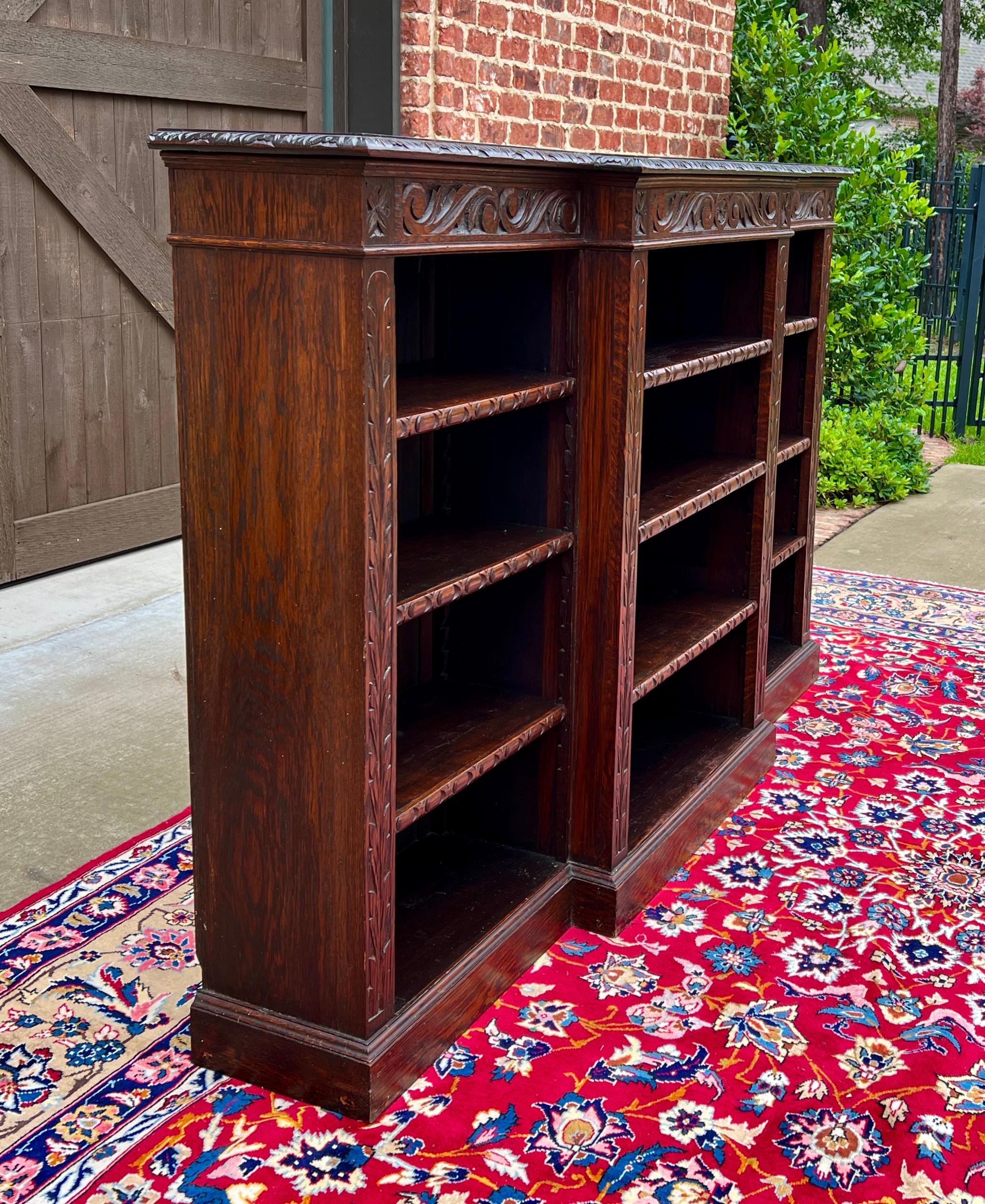 Antique English Bookcase Stepback Bookshelf Display Cabinet Oak c. 1900s In Good Condition In Tyler, TX
