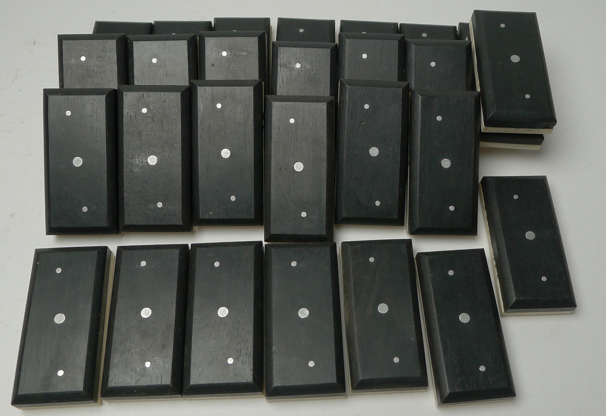 Antique English Boxed Bone & Ebony Wood Dominoes In Good Condition In Bath, GB