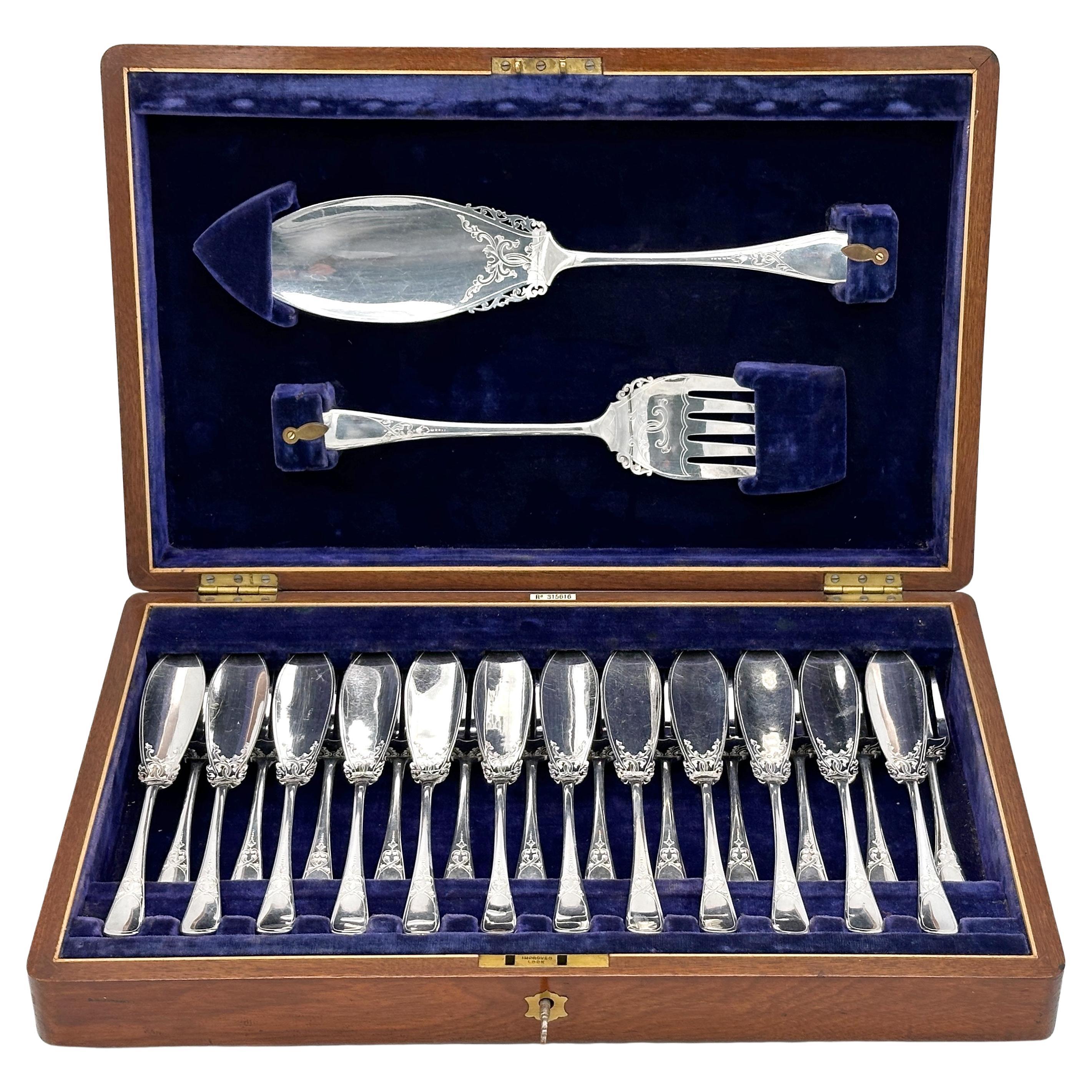 Antique English Boxed Engraved Sheffield Fish 26 Piece Fish Serving Set