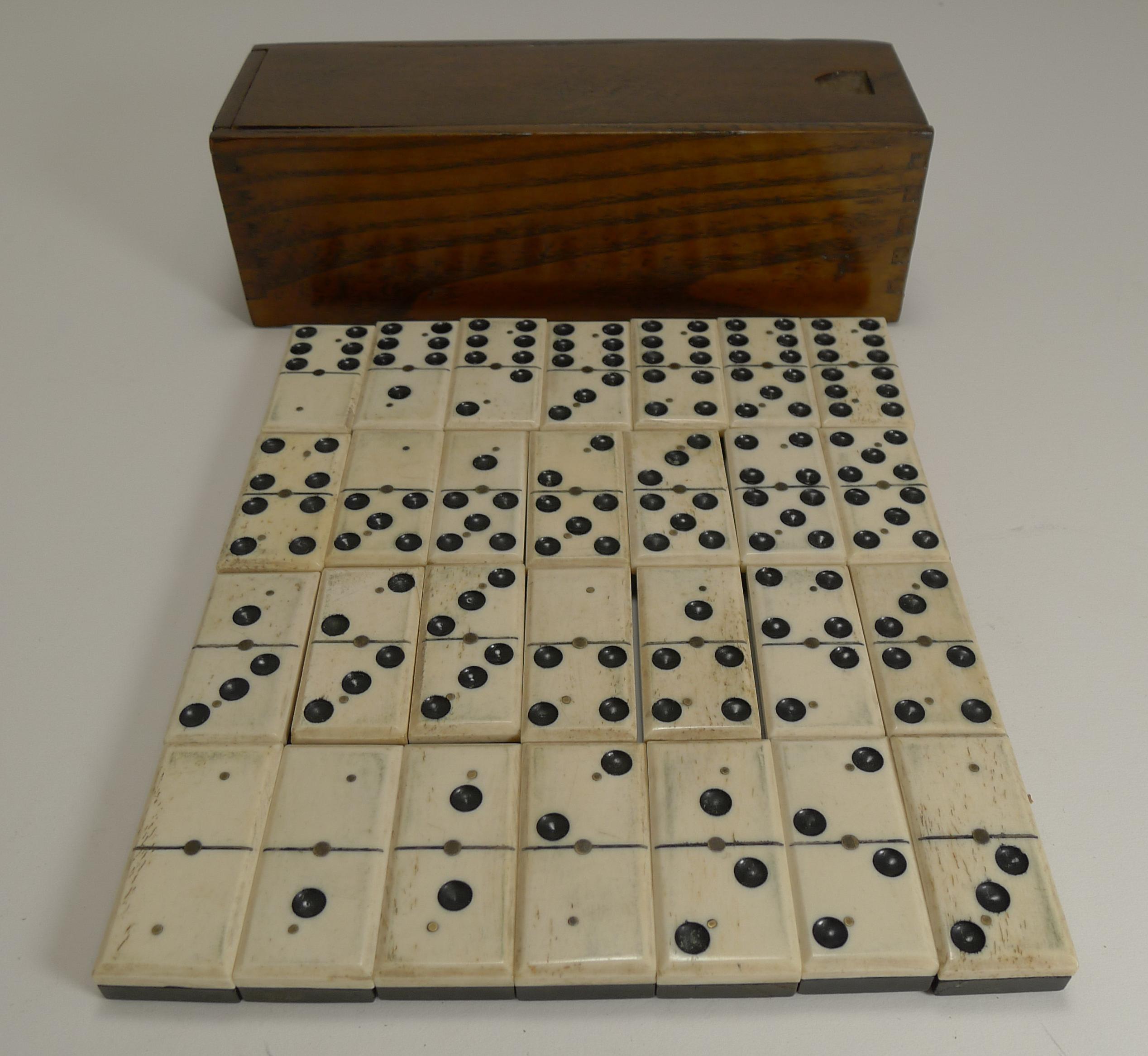 Antique English Boxed Set Bone and Ebony Wood Dominoes, circa 1900 In Good Condition In Bath, GB