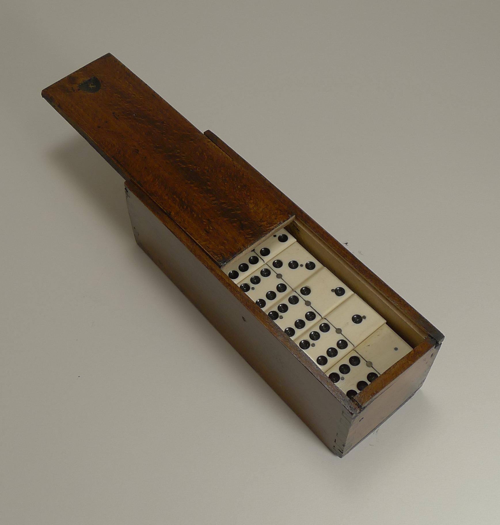 Antique English Boxed Set Bone and Ebony Wood Dominoes, circa 1900 In Good Condition In Bath, GB