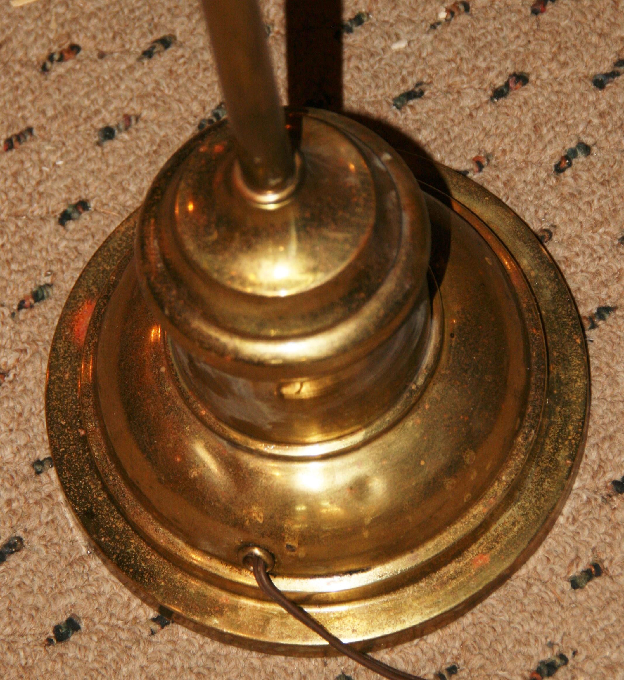 Antique English Brass Adjustible Floor Lamps a Pair For Sale 3