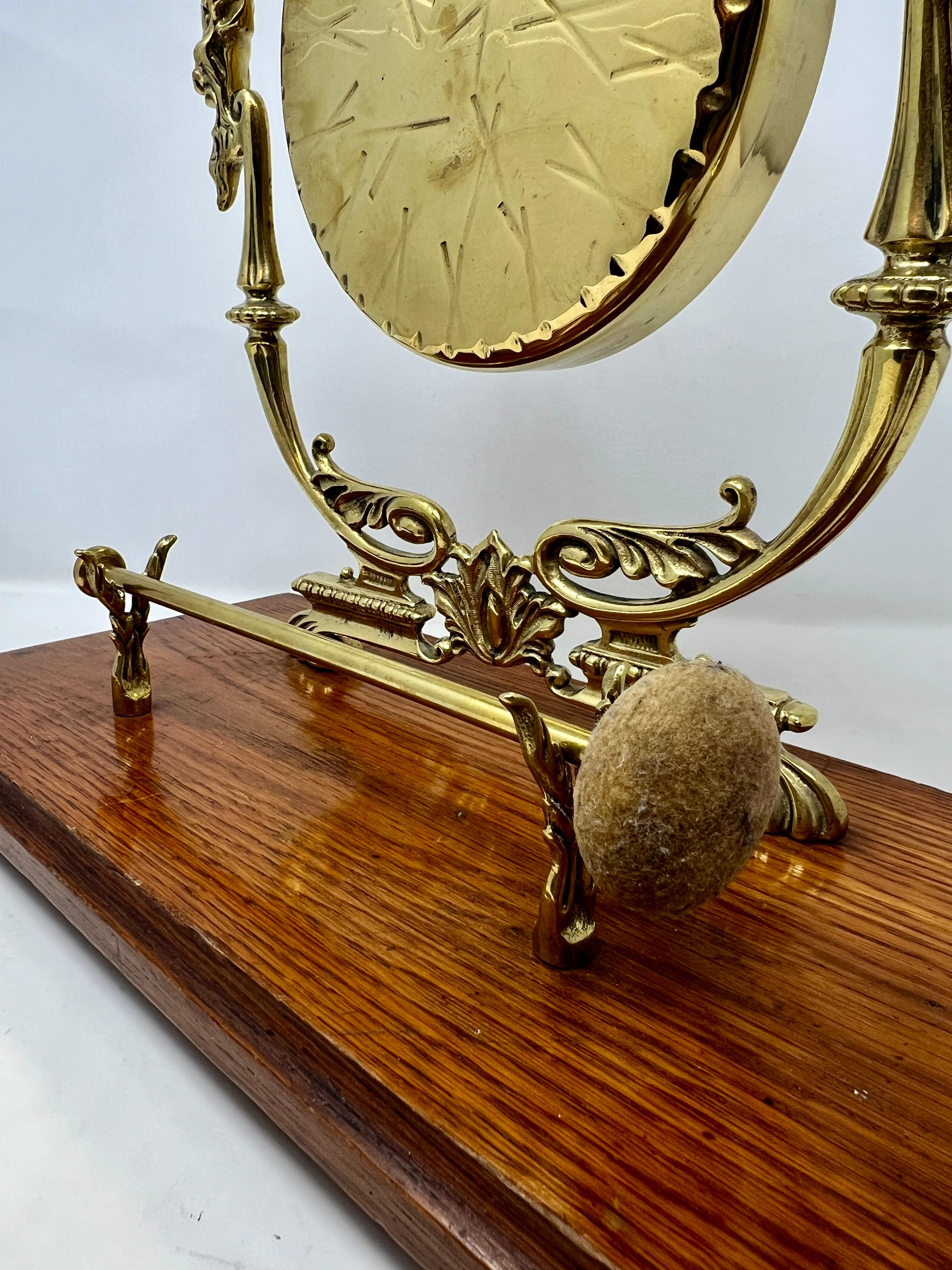 Antique English Brass And Oak Tabletop Gong, Circa 1910. In Good Condition For Sale In New Orleans, LA