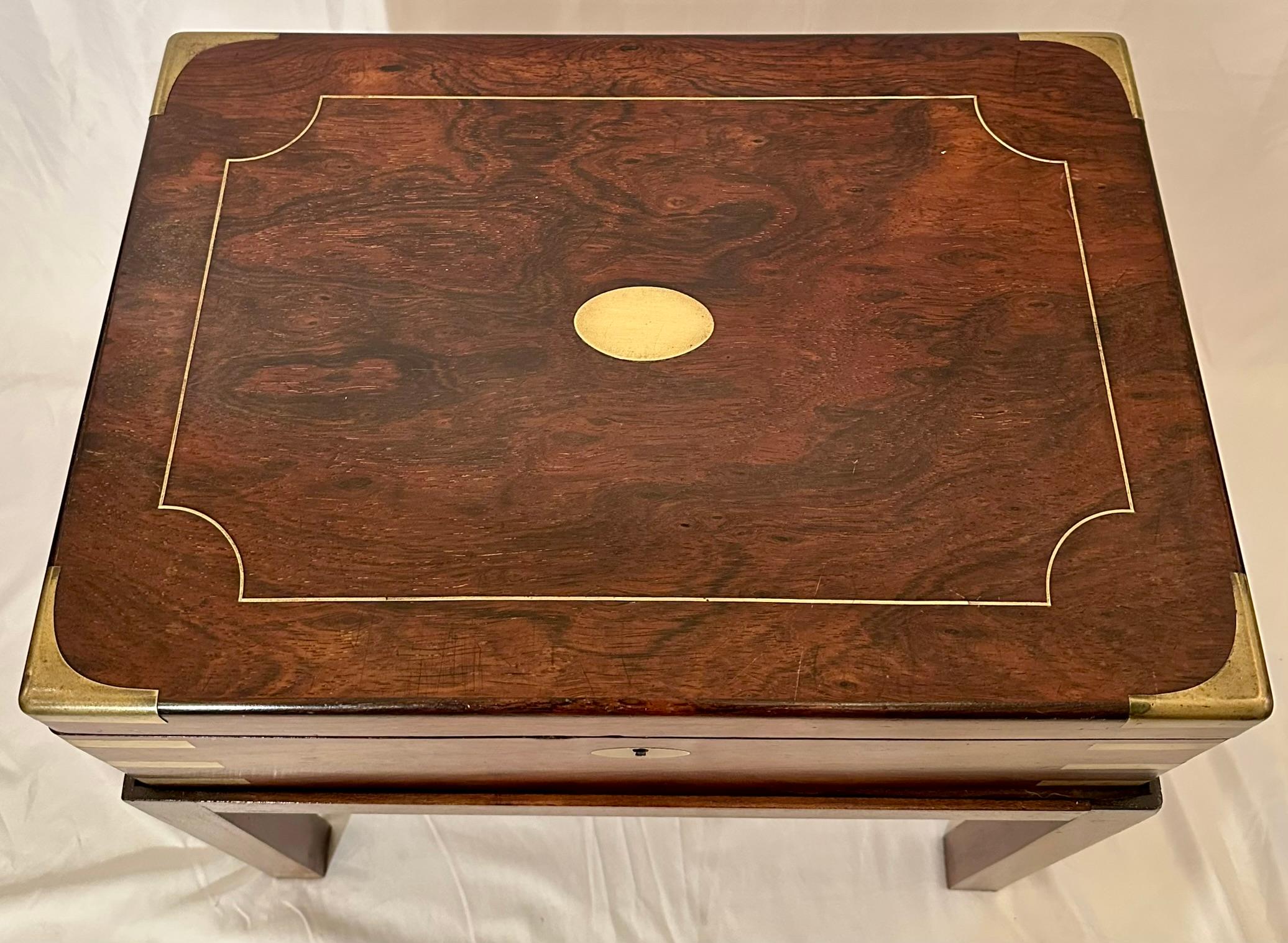 Laiton Antique English Brass Banded Rosewood Box on Stand, Circa 1880. en vente