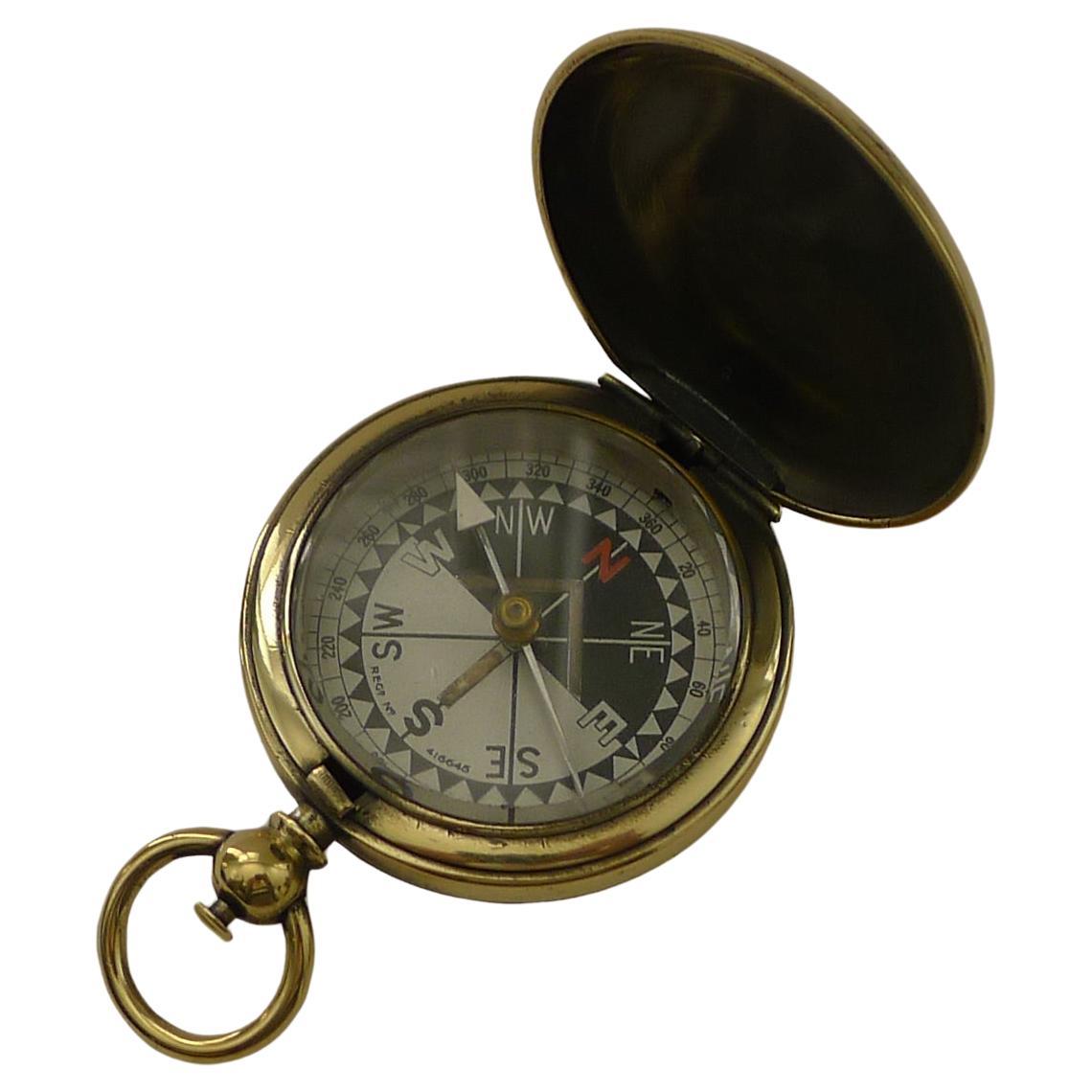 Antiker englischer Kompass mit Messinggehäuse Reg. Nr. Für 1903 im Angebot