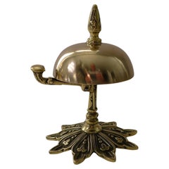 Antico campanello da tavolo/banco inglese in ottone del 1890 ca.