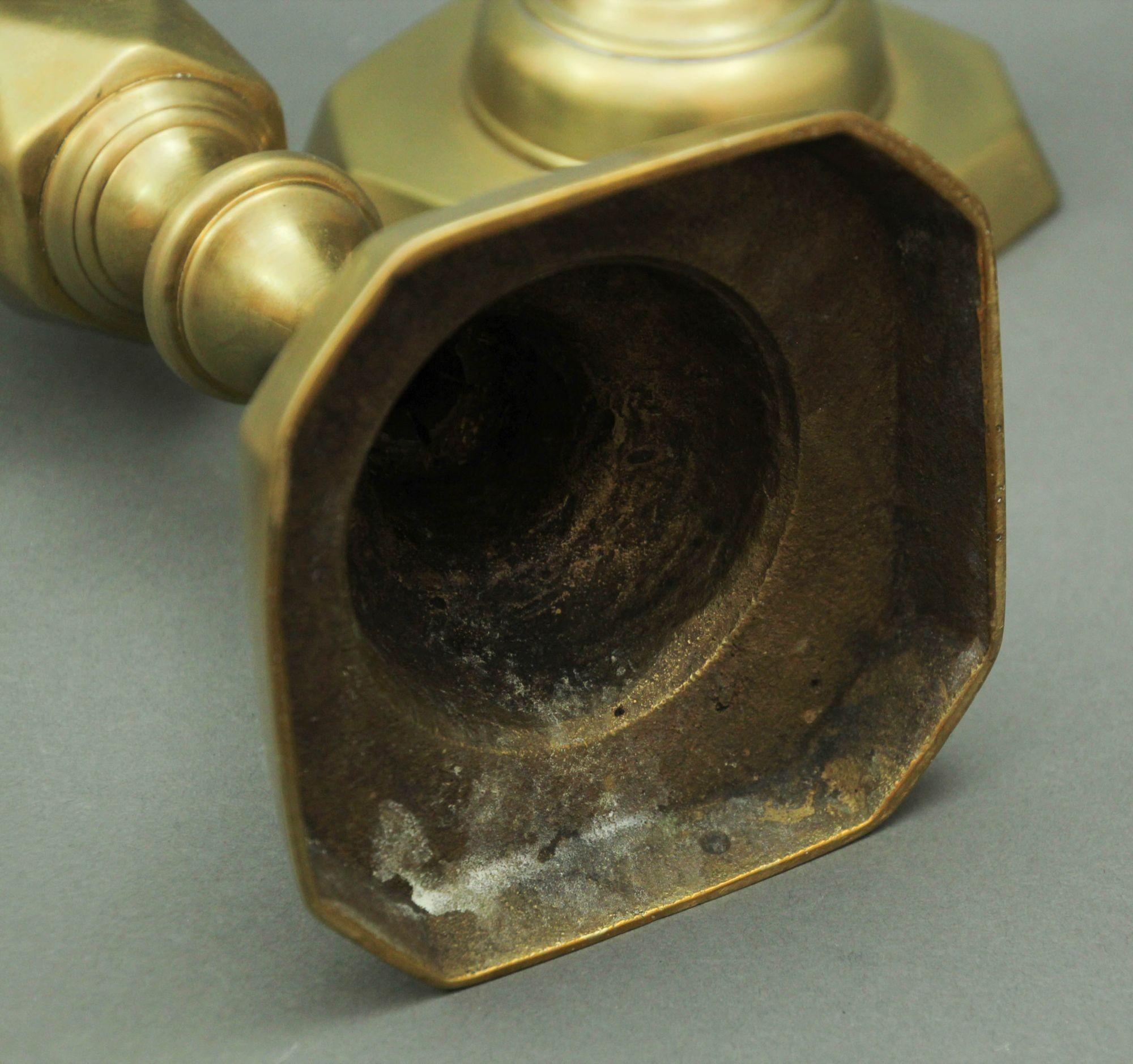 Antique English Brass Diamond Jubilee Ace of Diamonds Candlesticks A Pair 1890 In Good Condition For Sale In North Hollywood, CA